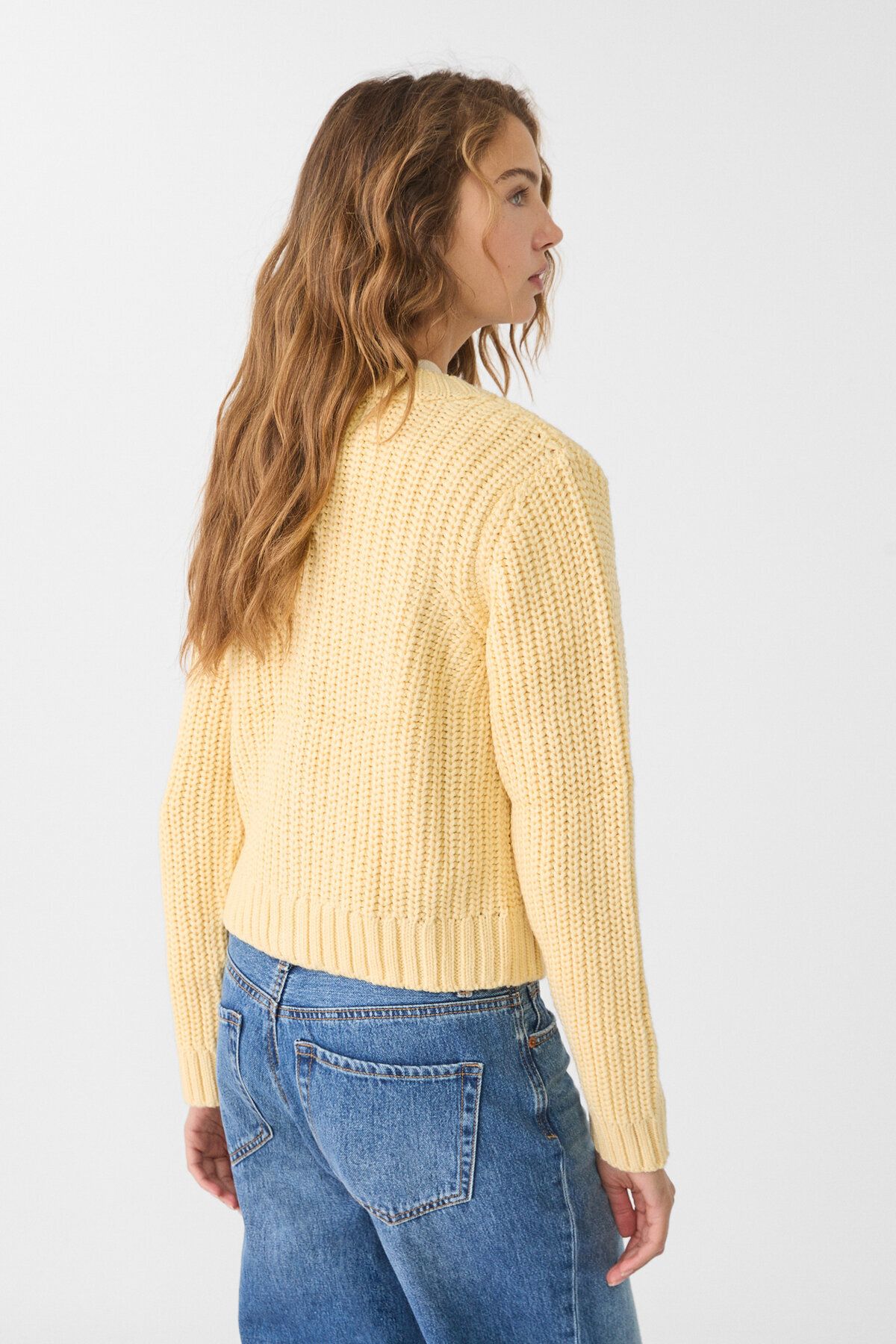 Stradivarius-Knit cardigan with golden buttons 3