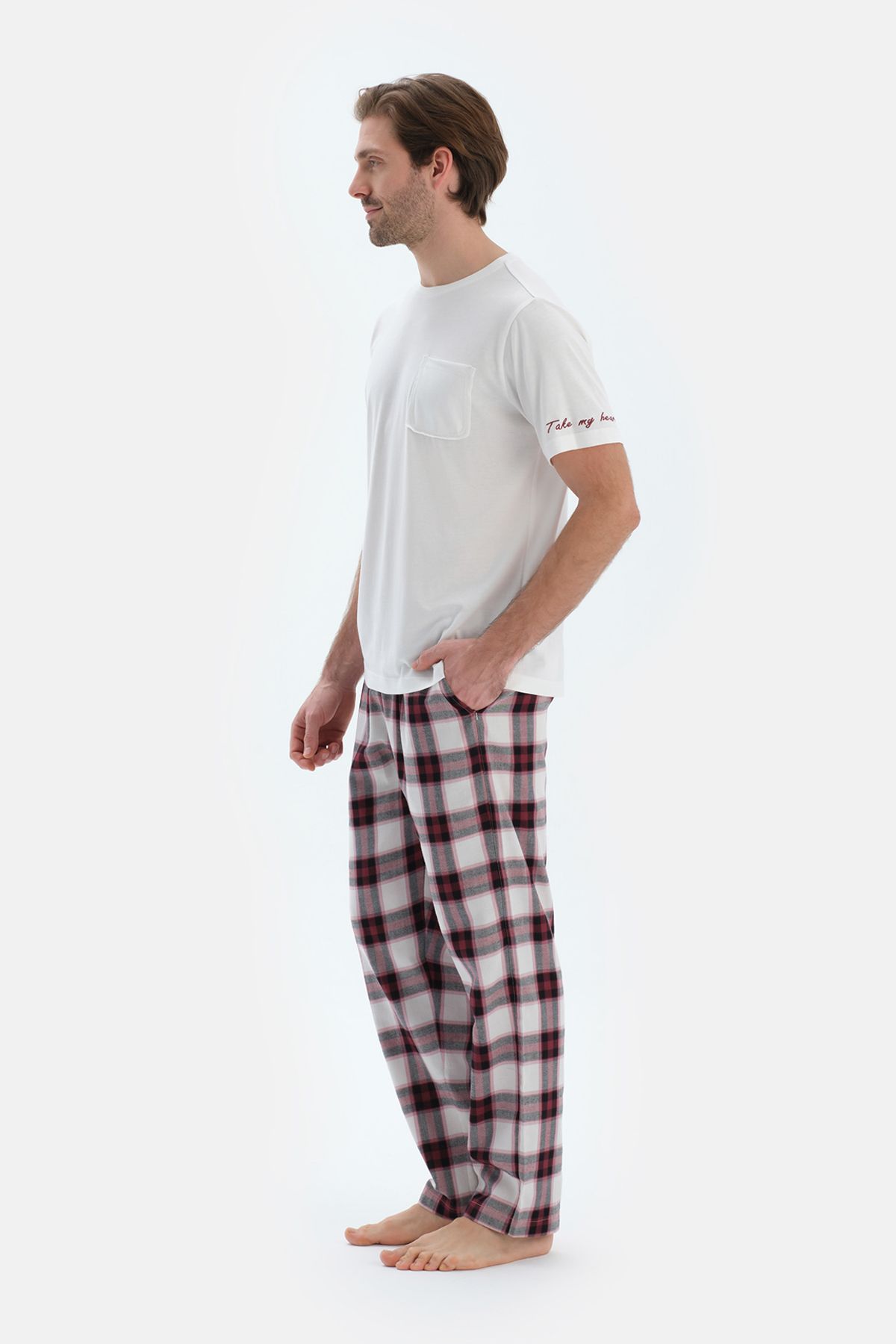 ست پیژامه مردانه گلدوزی ECRU به تفصیل شش لباس بافی T SHIRT PANTS Dagi