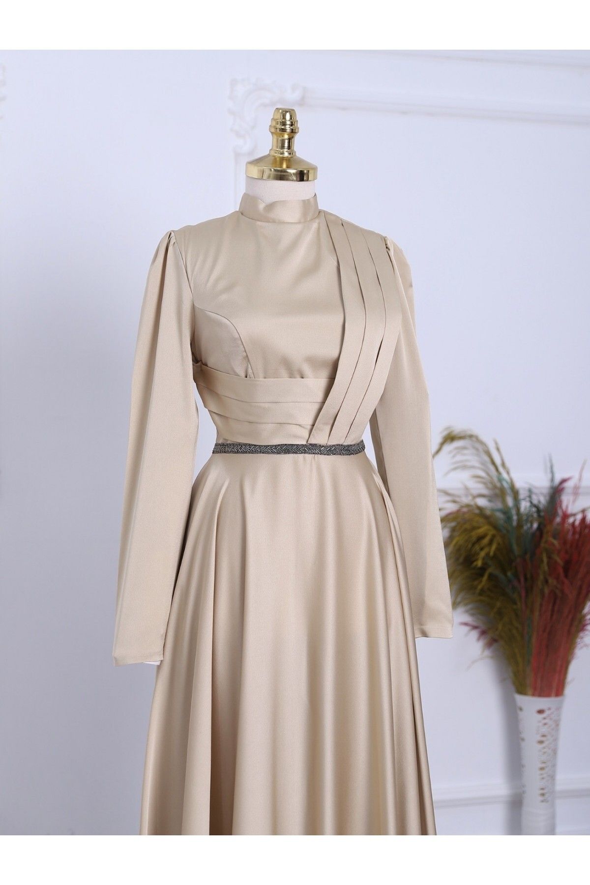 Modamorfo-Rochie de seara din satin cu drapat in fata si detaliu cu margele in talie 2