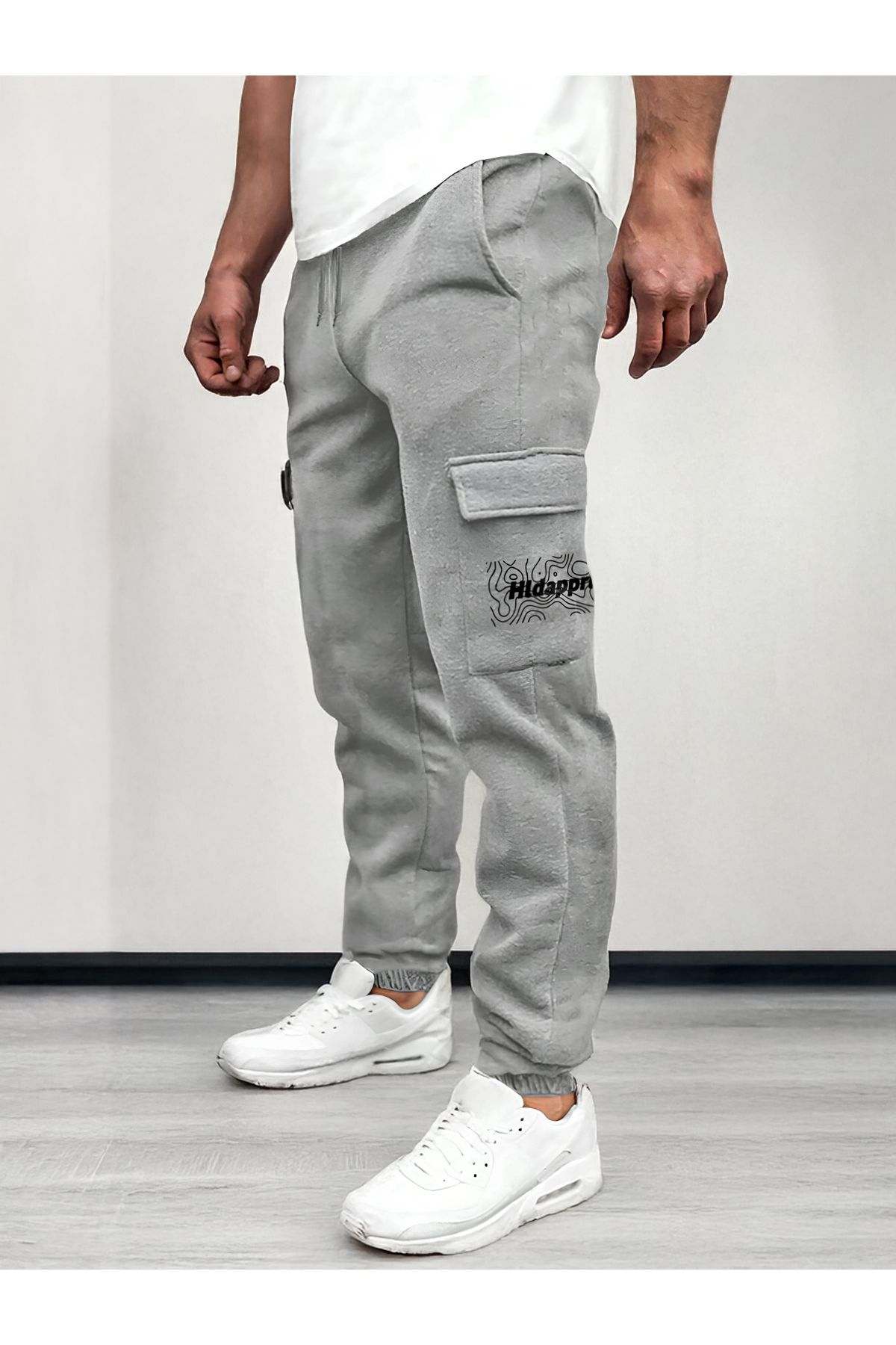 De Carte-Hideport Printed Cargo Pocket Seasonal Relax Sweatpants 1