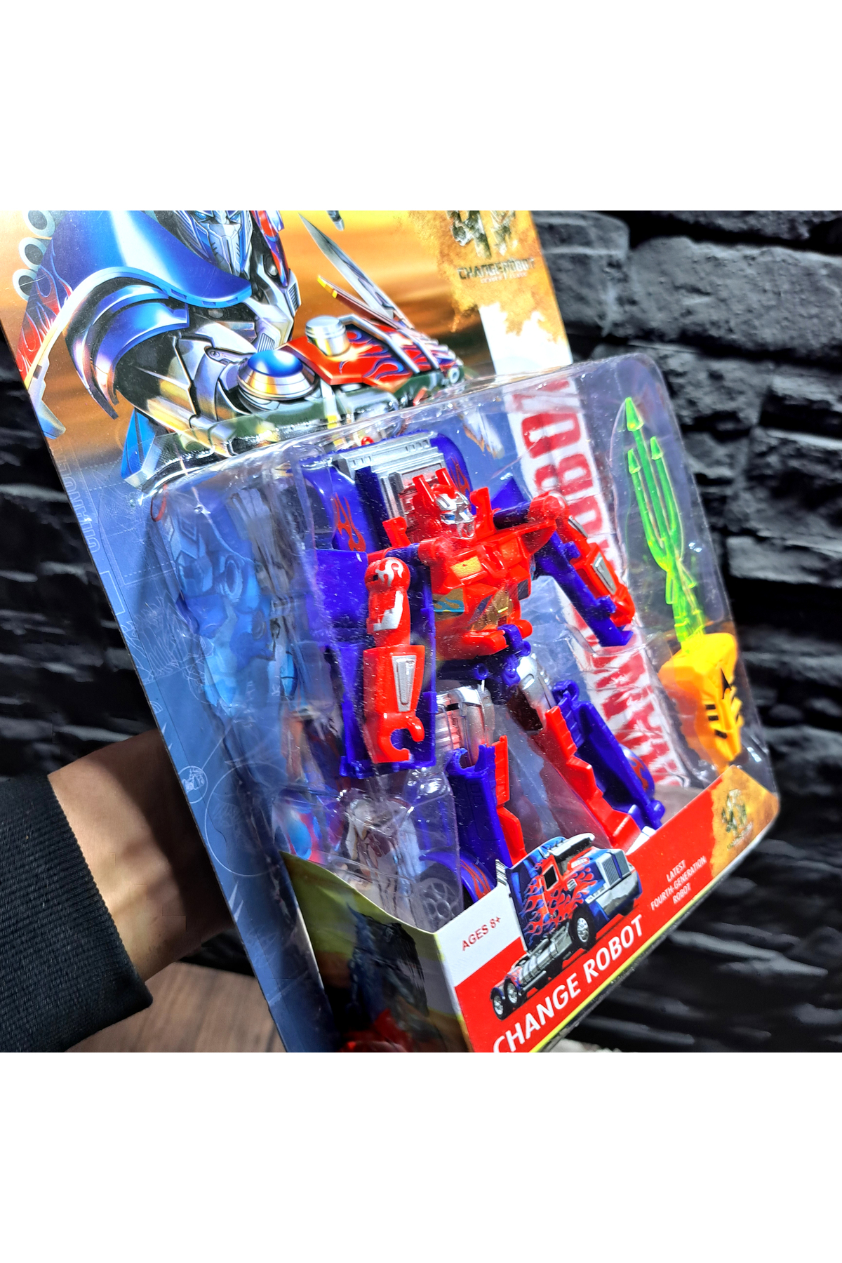 Ailenizin Oyuncakçısı OYUNCAK DÖNÜŞEN ROBOT ARABA TRANSFORM KAMYON MODEL 17X15cm KIRMIZI MAVİ ROBOT KILIÇLI fotoğrafı 4 (önizleme)