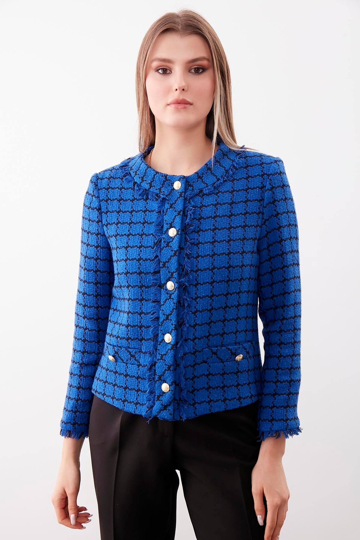 Vitrin-Gold Buttoned Patterned Jacket 4
