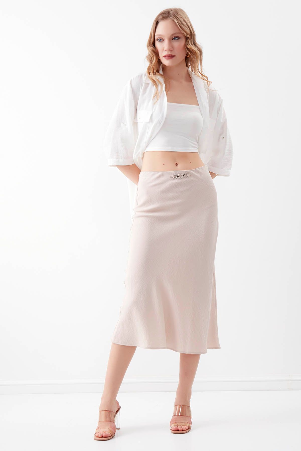 Vitrin-Midi Skirt with Front Chain Detail 2