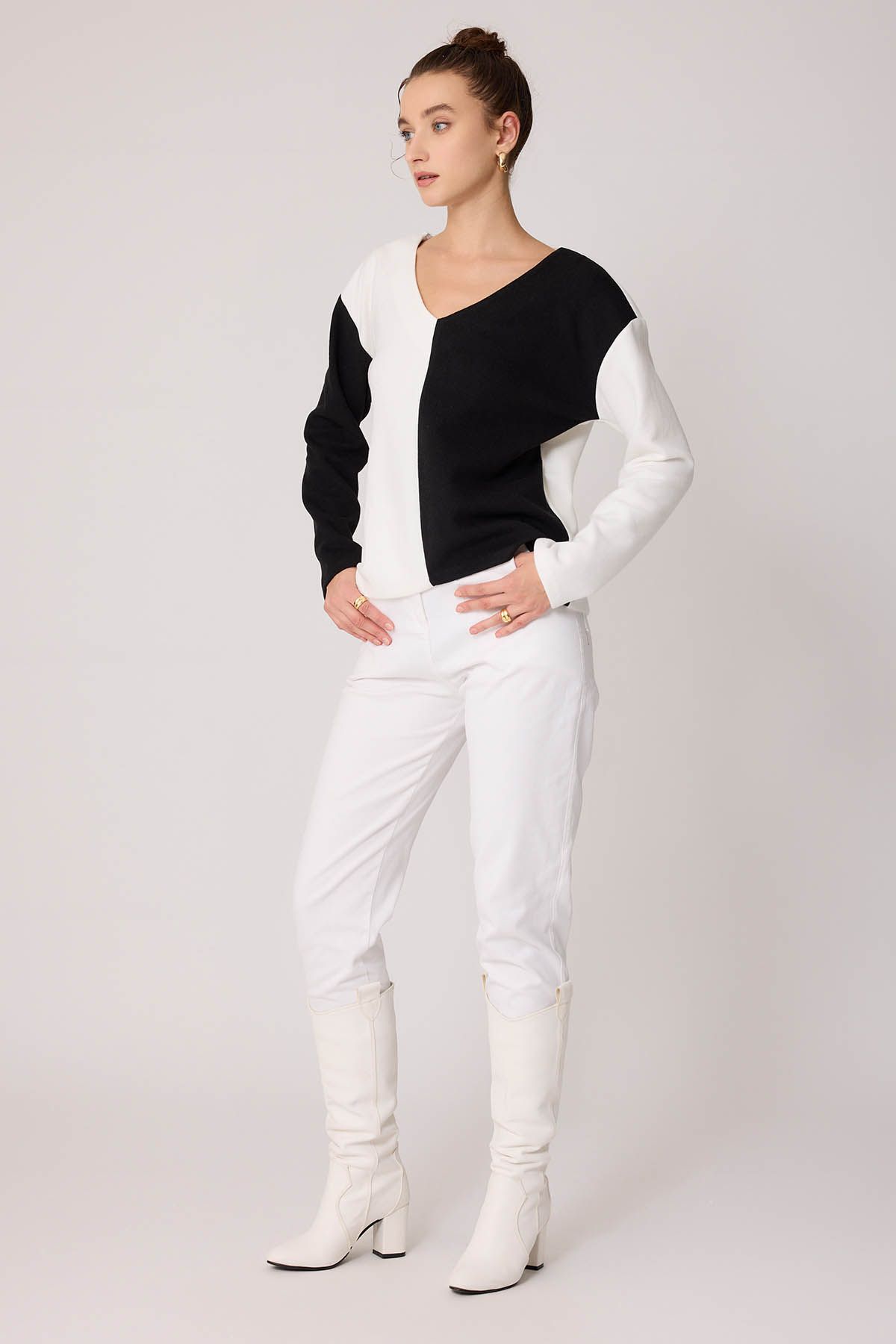 complete the look image