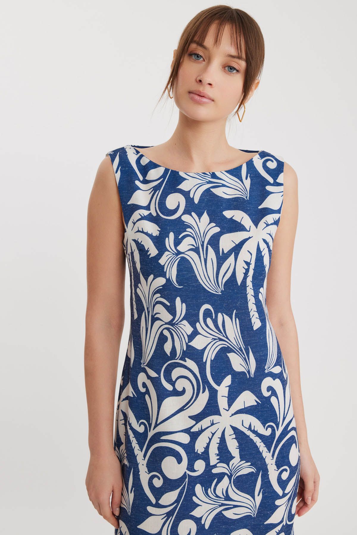 Vitrin-Palm Tree Pattern Long Dress with Side Slits 2