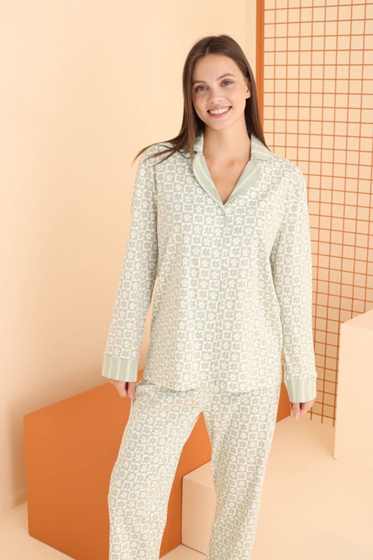 NBB--100% Cotton Square Inside Daisy Print Pajamas Set 2