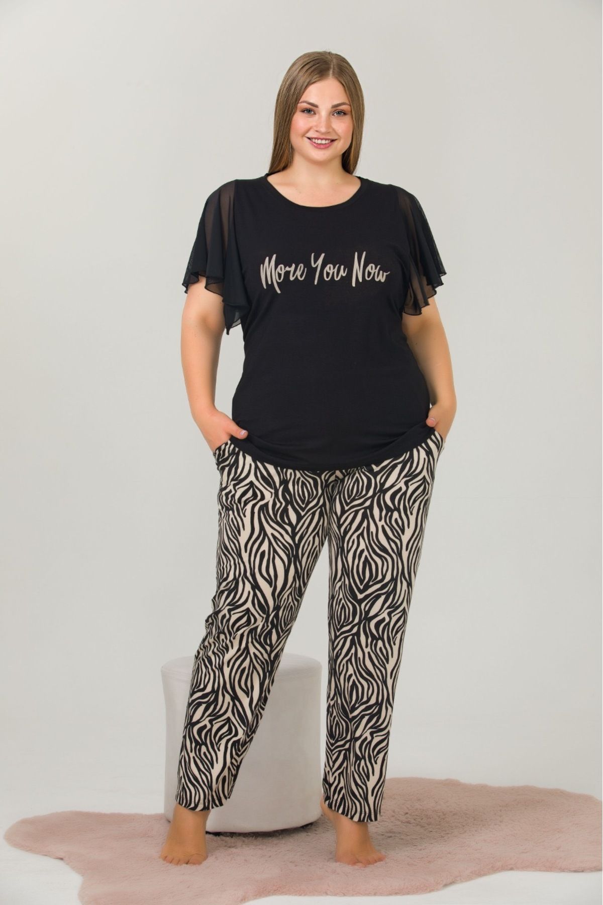 Lady Set De Pijamale Cu Mâneci Negre Cu Volane Zebră Femeie - 2XL