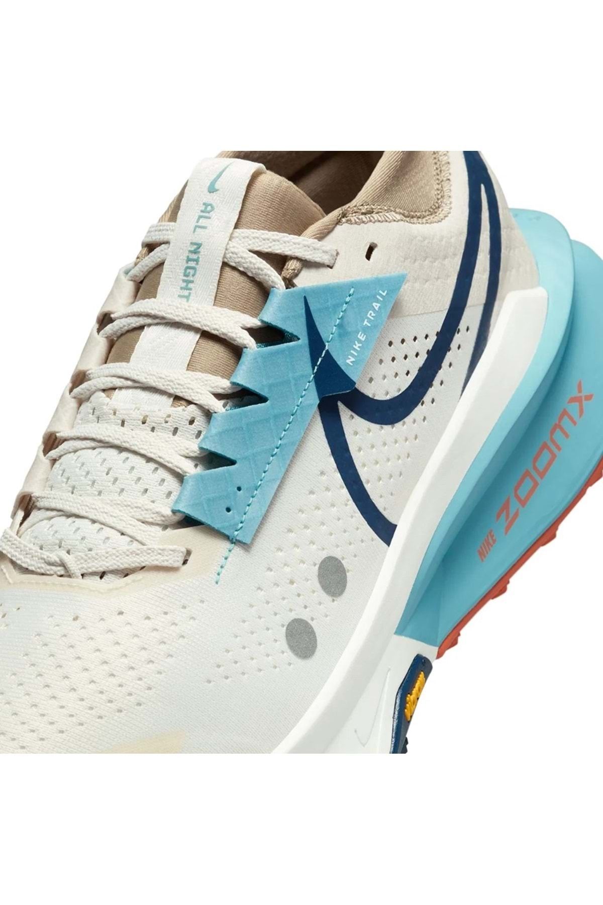 Nike-Zegama Trail 2 Unisex Sneakers - Zoom X, Vibram Non-Slip Sole, White-Blue 6