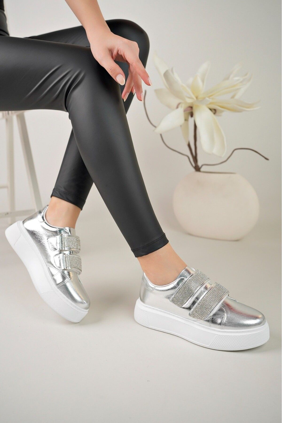 Erbilden-Dirla Silver Patent Leather Sneakers 3