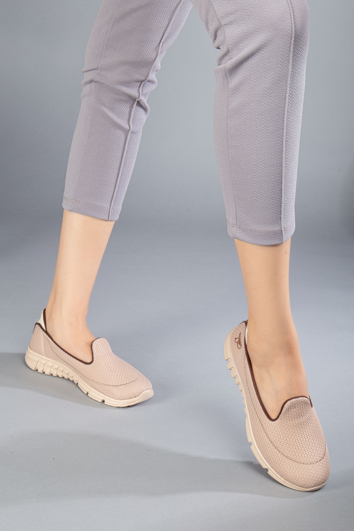 camaiore-Women's Beige Orthopedic Sneakers 4