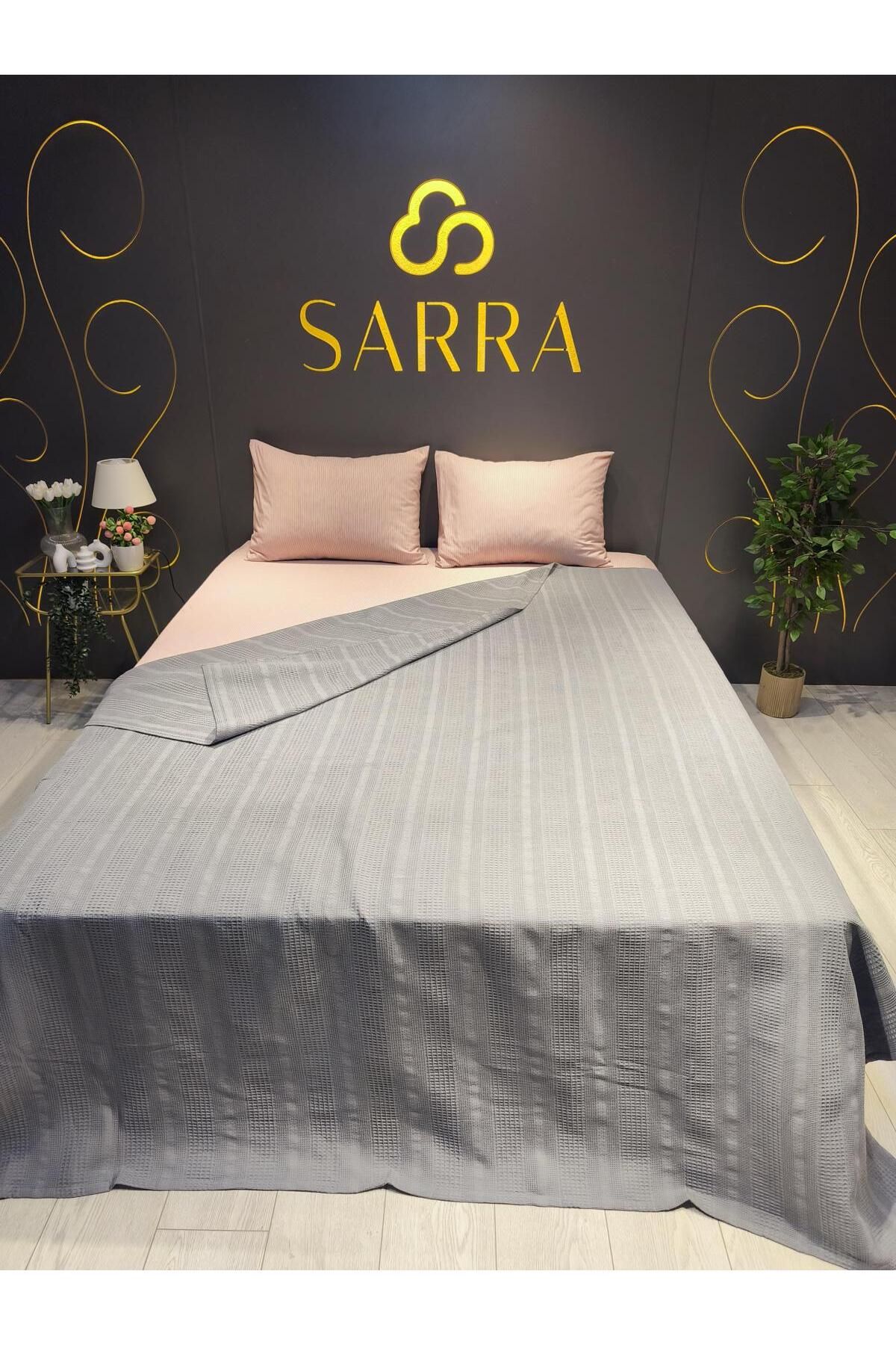 sarra-Anthracite Double Personality Honeycomb Pique 2