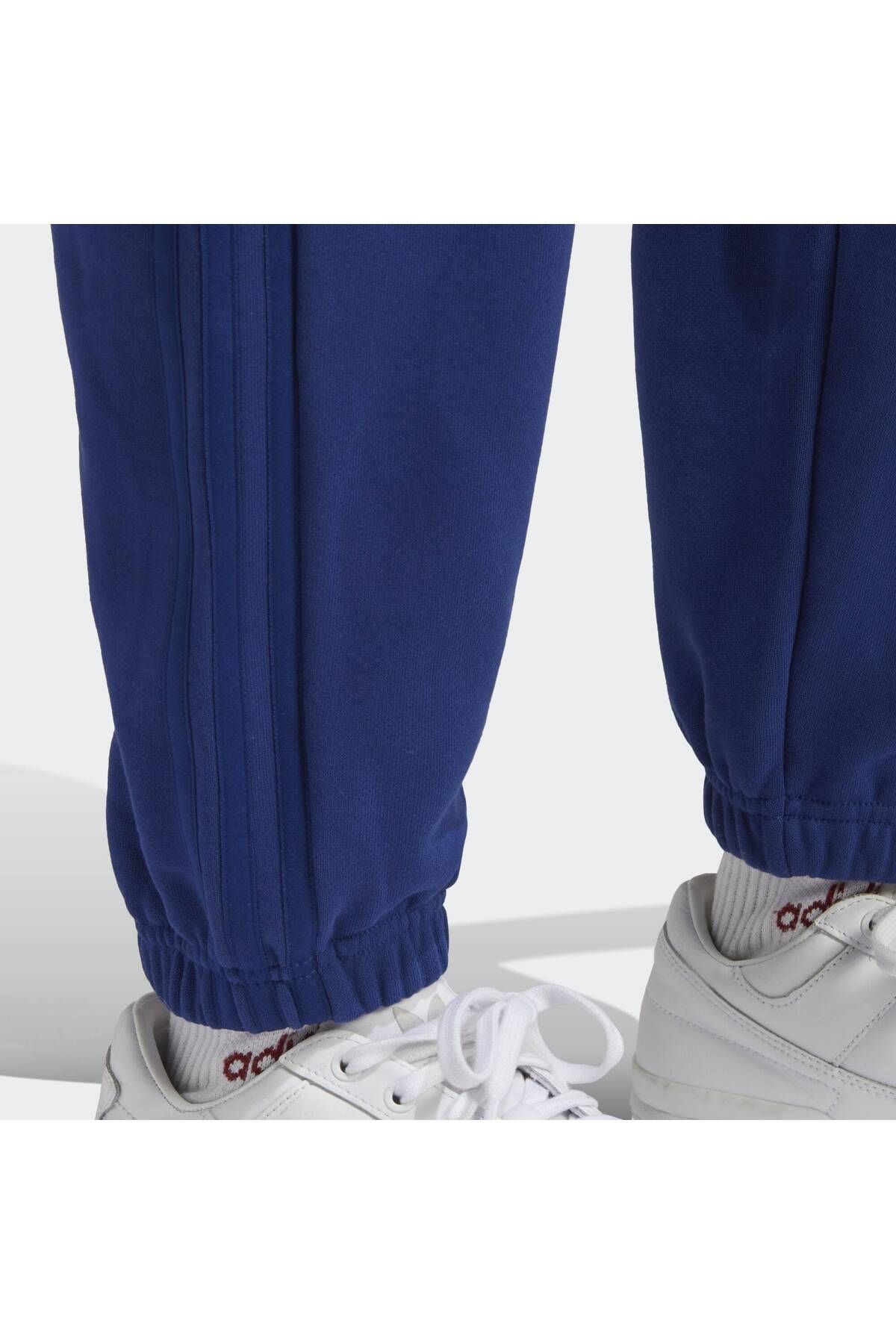 شلوار جاگر از برند آدیداس – رنگ آبی ویکتوری adidas