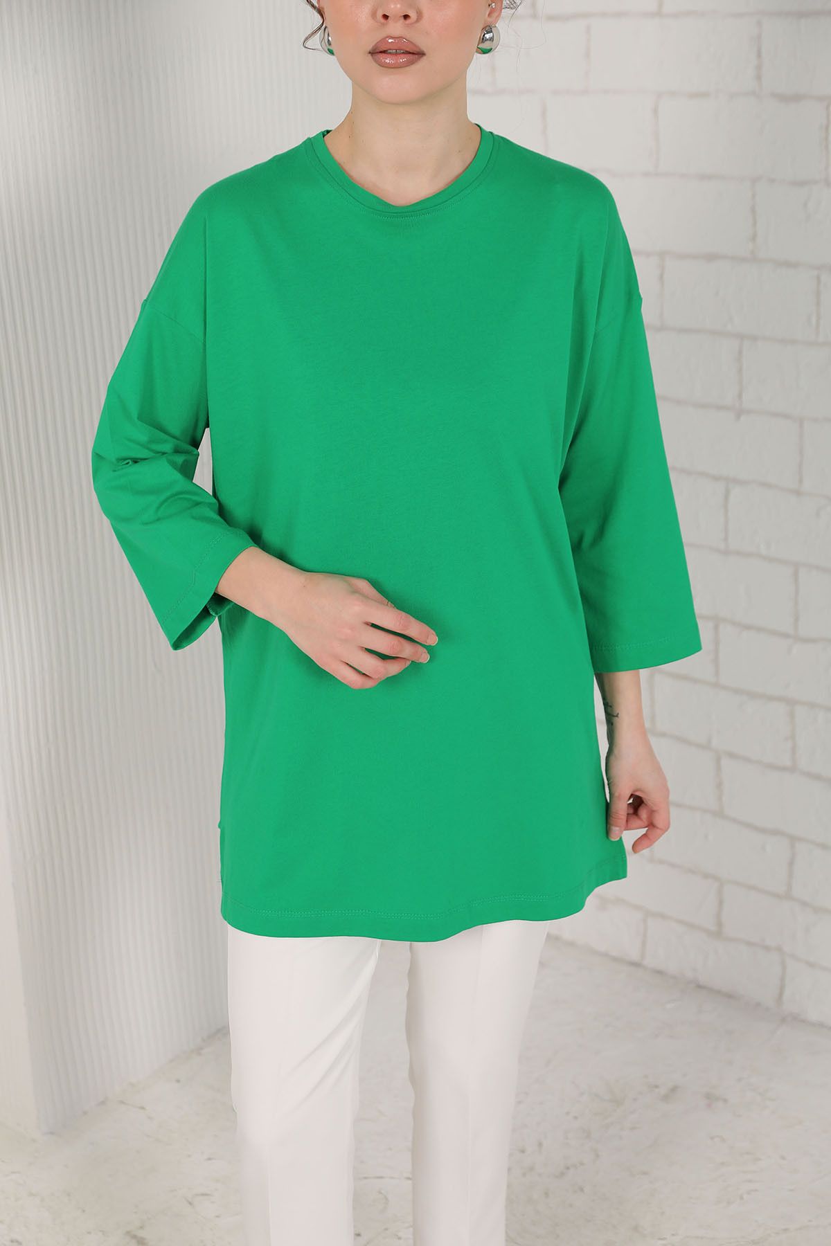 Melike Tatar-Benetton Basic Tunic 3-3108 3