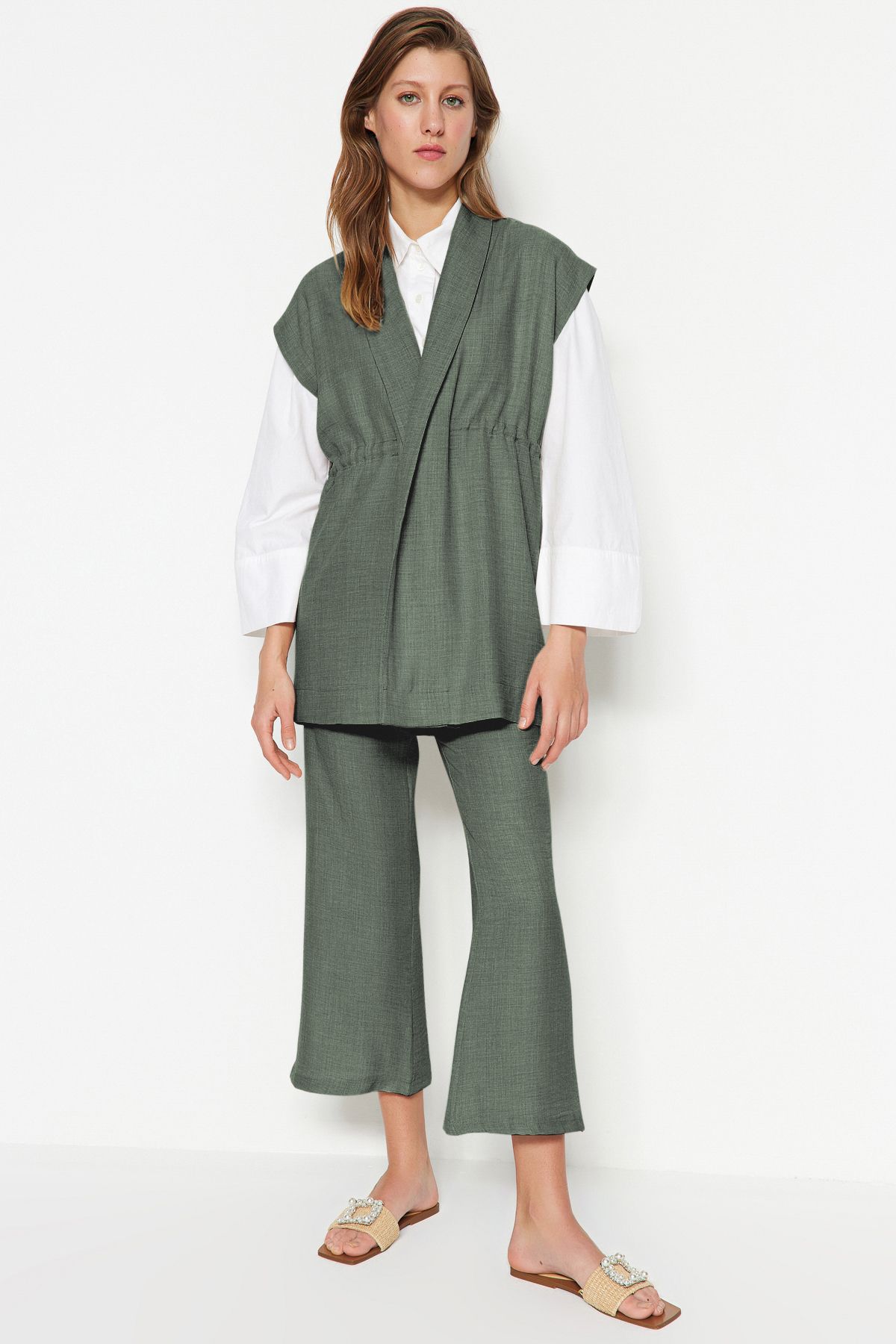 Trendyol Modest Komplet Lniany: Kimono I Spodnie W Kolorze Khaki - Wiązanie Wewnętrzne Tctss23us00061 Kobieta - 38