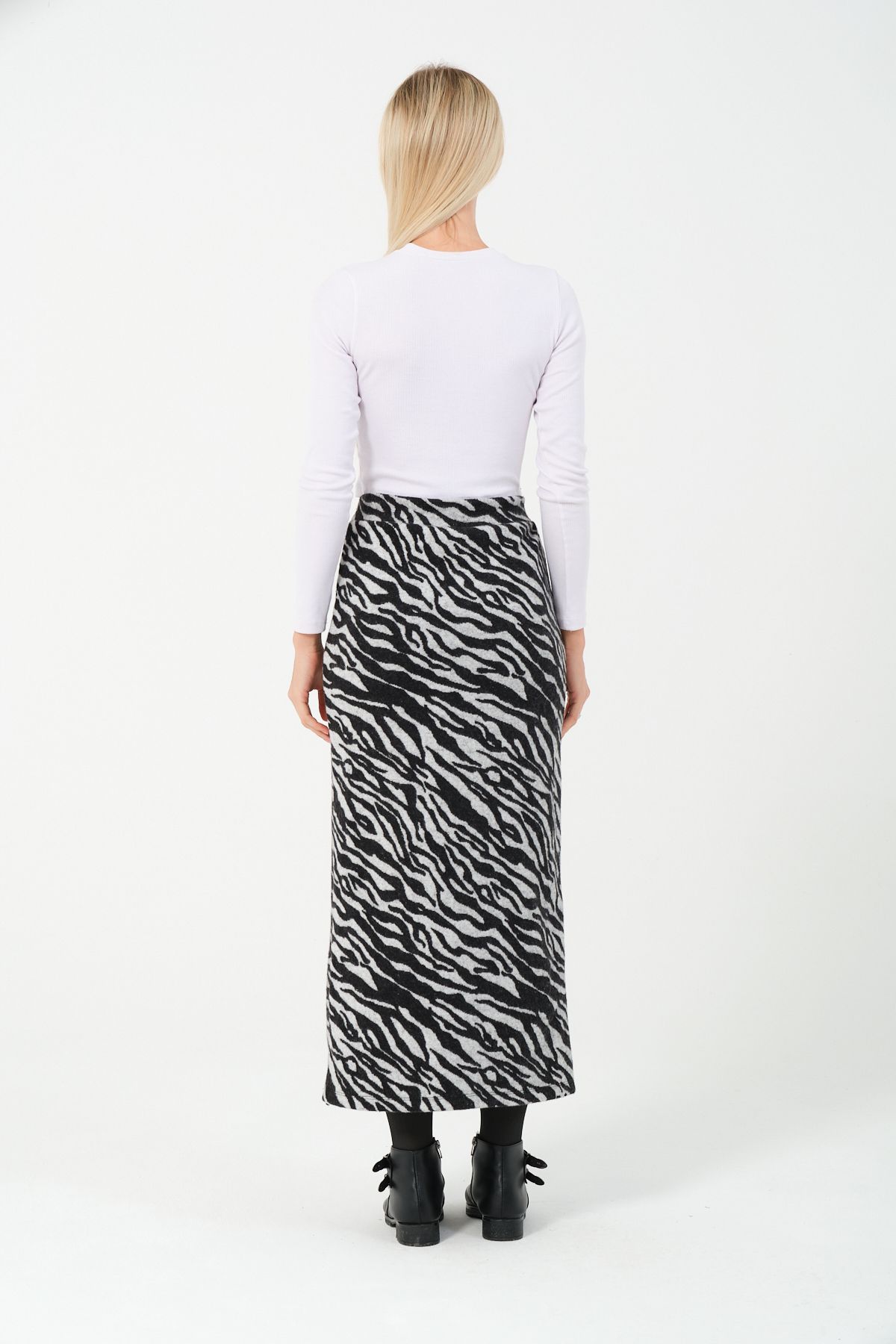 Cozy Mode-Zebra Print Stretchy and Lycra Winter Pencil Skirt - Belt Length 96cm 5