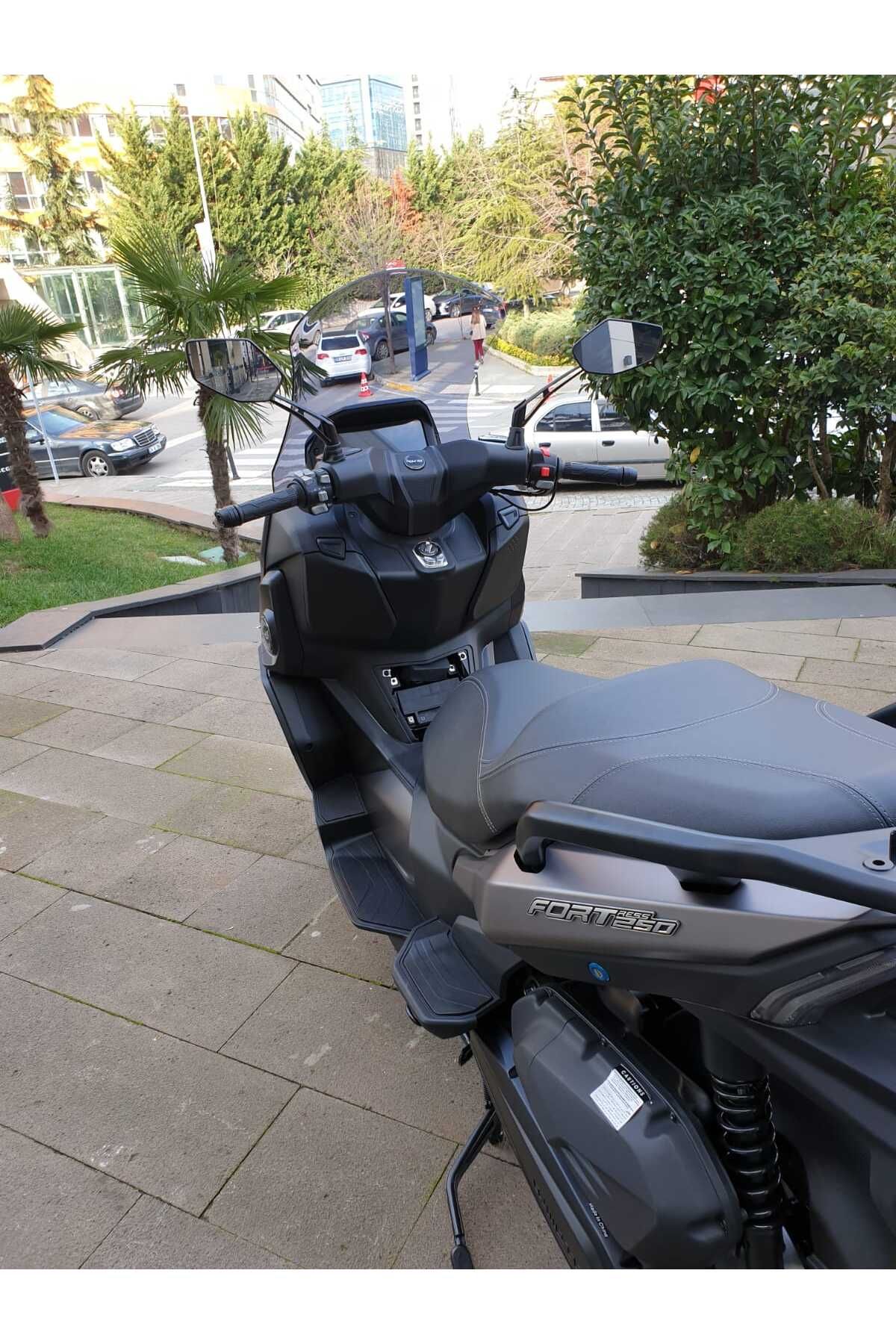 RKS Fort 250 Siperlik Ön Cam 2023-2025 Model 74cm Füme Renkli 4mm UZUN CAM