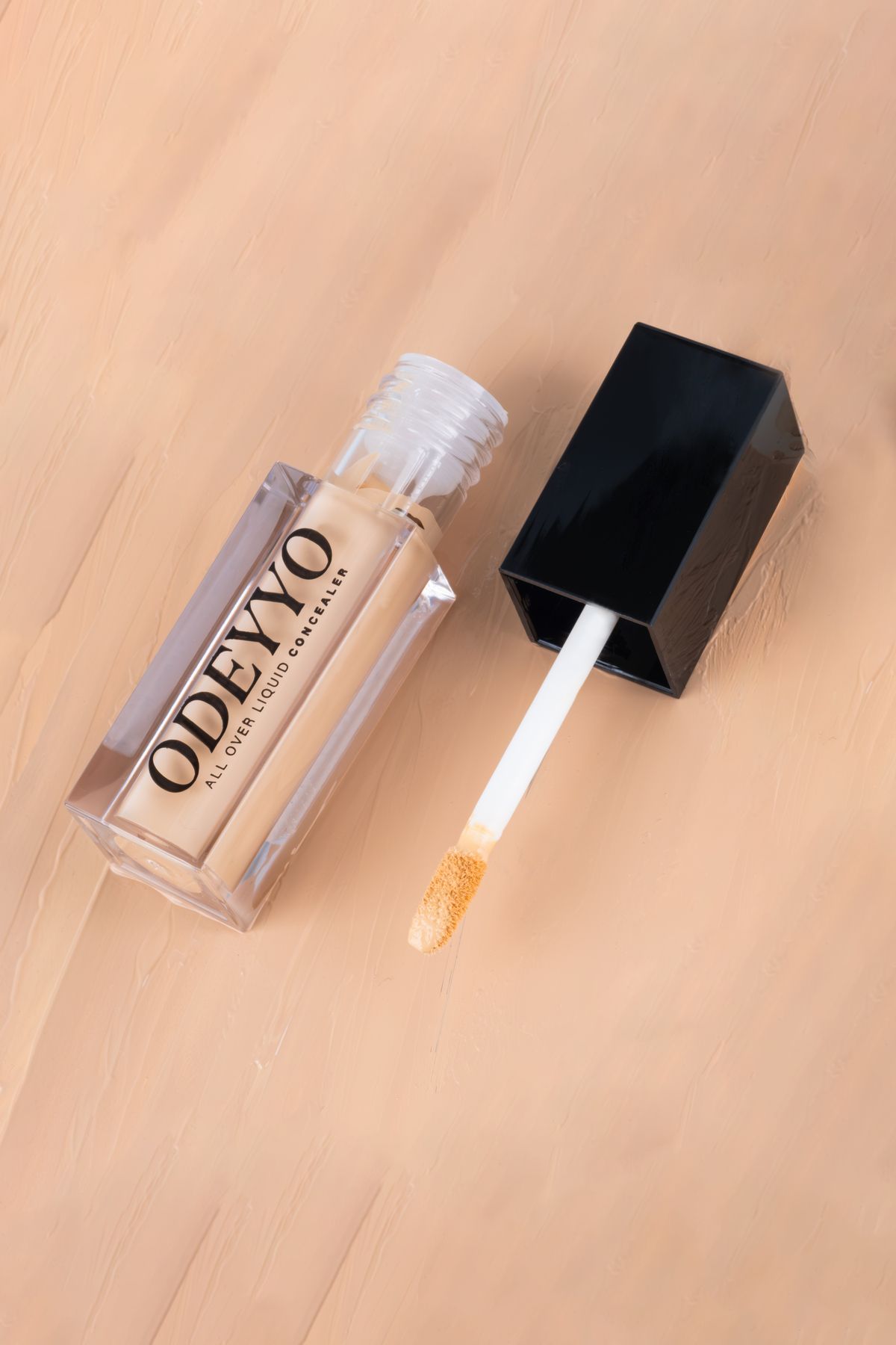 Odeyyo All Over Liquid Concealer Açık Ton Berlın