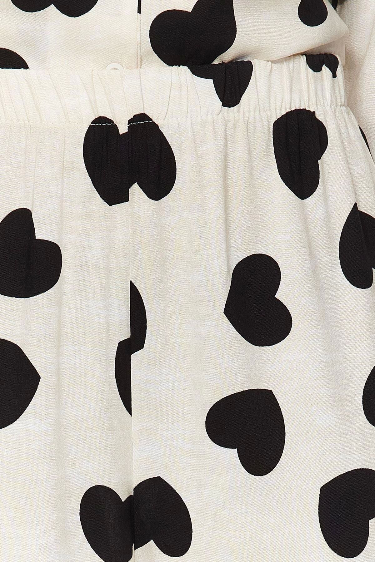 FRM-Viscose Women's Pajamas Set - Shirt Collar, Long Sleeve and Heart-shaped Trousers 5