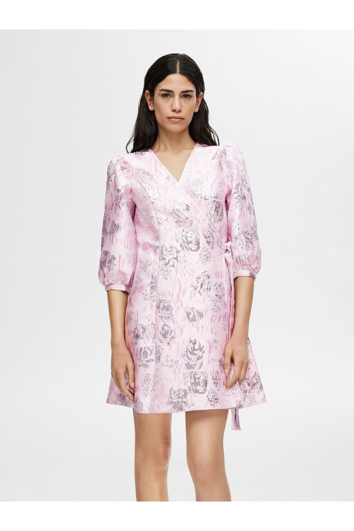 Selected Femme-Wickelkleid Geblümtes Jacquard 1