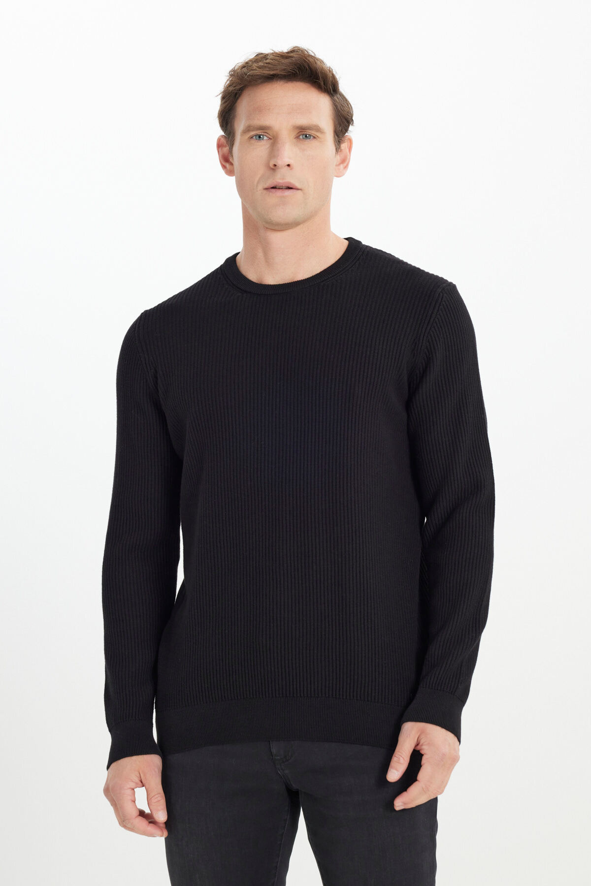 Erkek Siyah %100 Pamuk Standart Fit Normal Kesim Bisiklet Yaka Selanik Örgü Triko Kazak