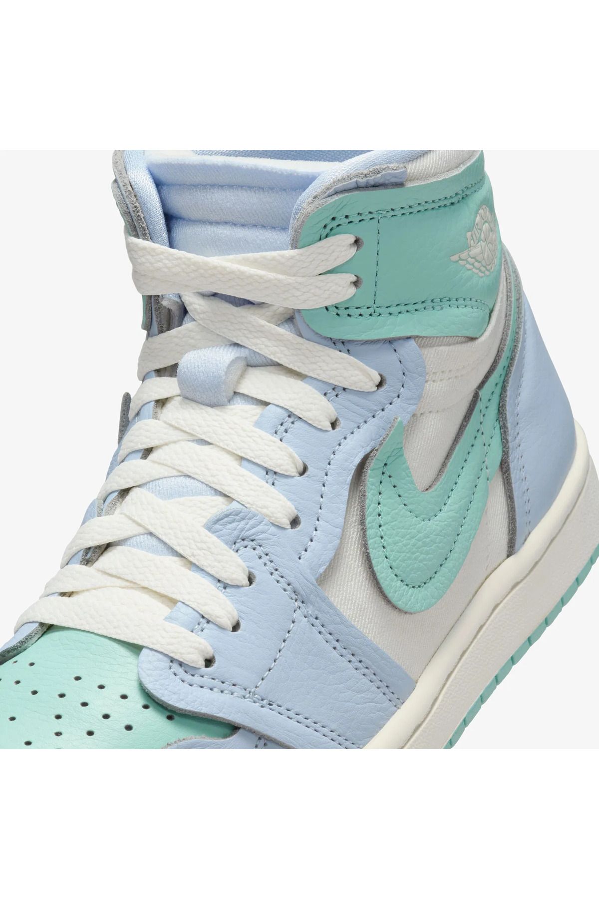 کفش نایکی Jordan Air 1 High MM – کفش اسپرت زنانه با طراحی متمایز و راحتی عالی Nike