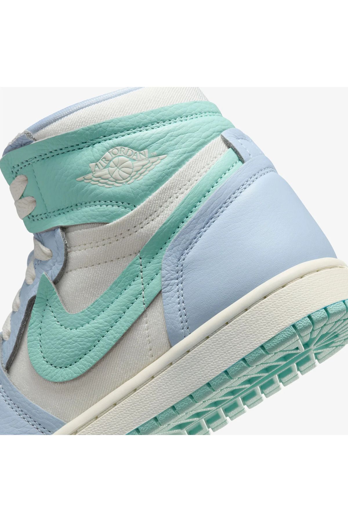کفش نایکی Jordan Air 1 High MM – کفش اسپرت زنانه با طراحی متمایز و راحتی عالی Nike