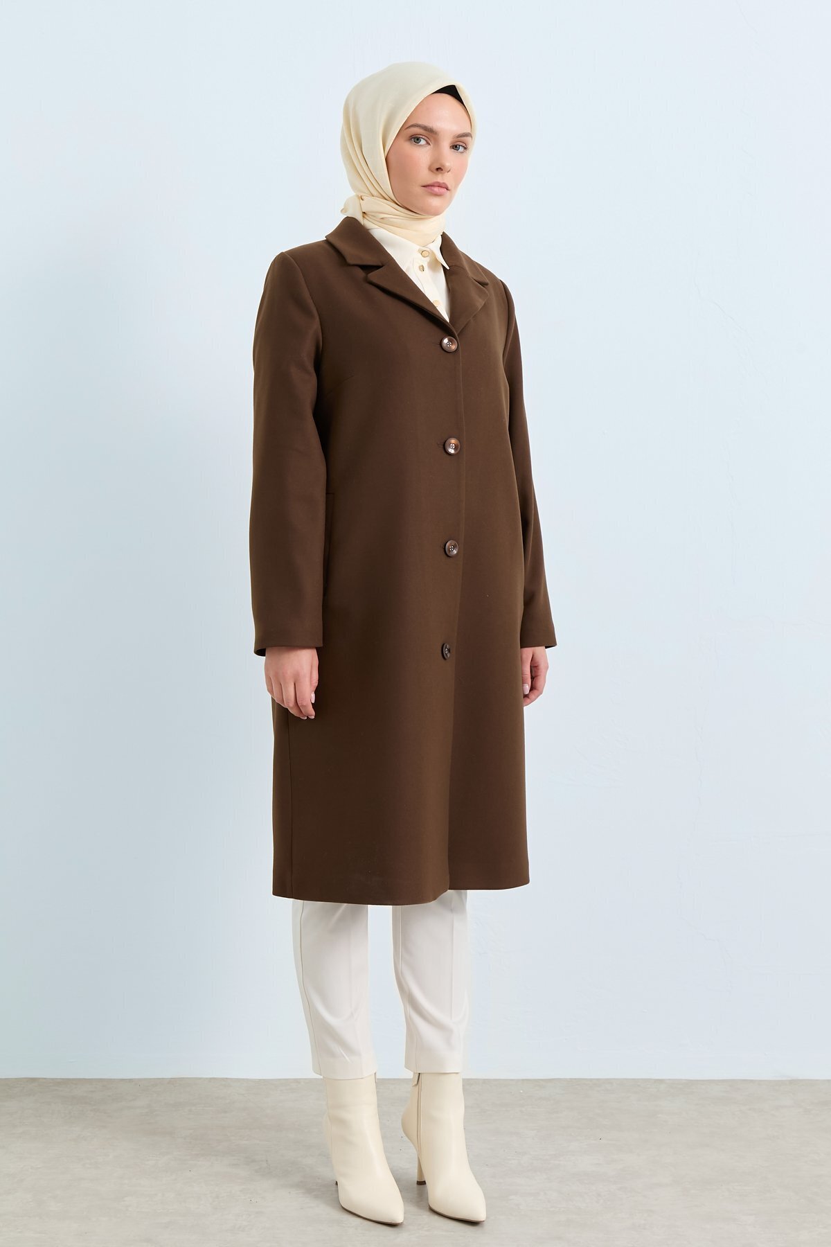 Nihan Büyük Beden Mono Kapama Kaban Kahve