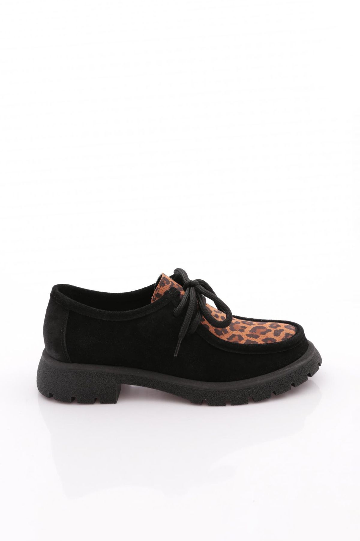 DGN-4247 Women's Loafer Shoes 1