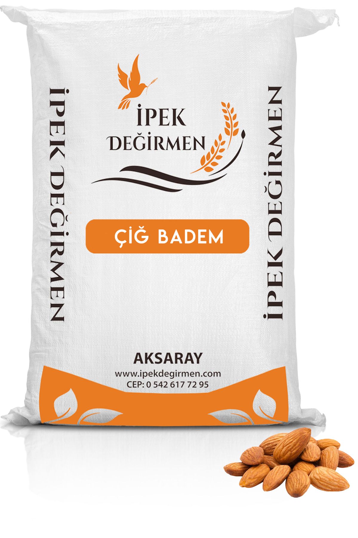 İpek Değirmen Lüks Kuruyemiş 1 Kg Yerli Yağlı Iri Jumbo Çiğ Badem Içi