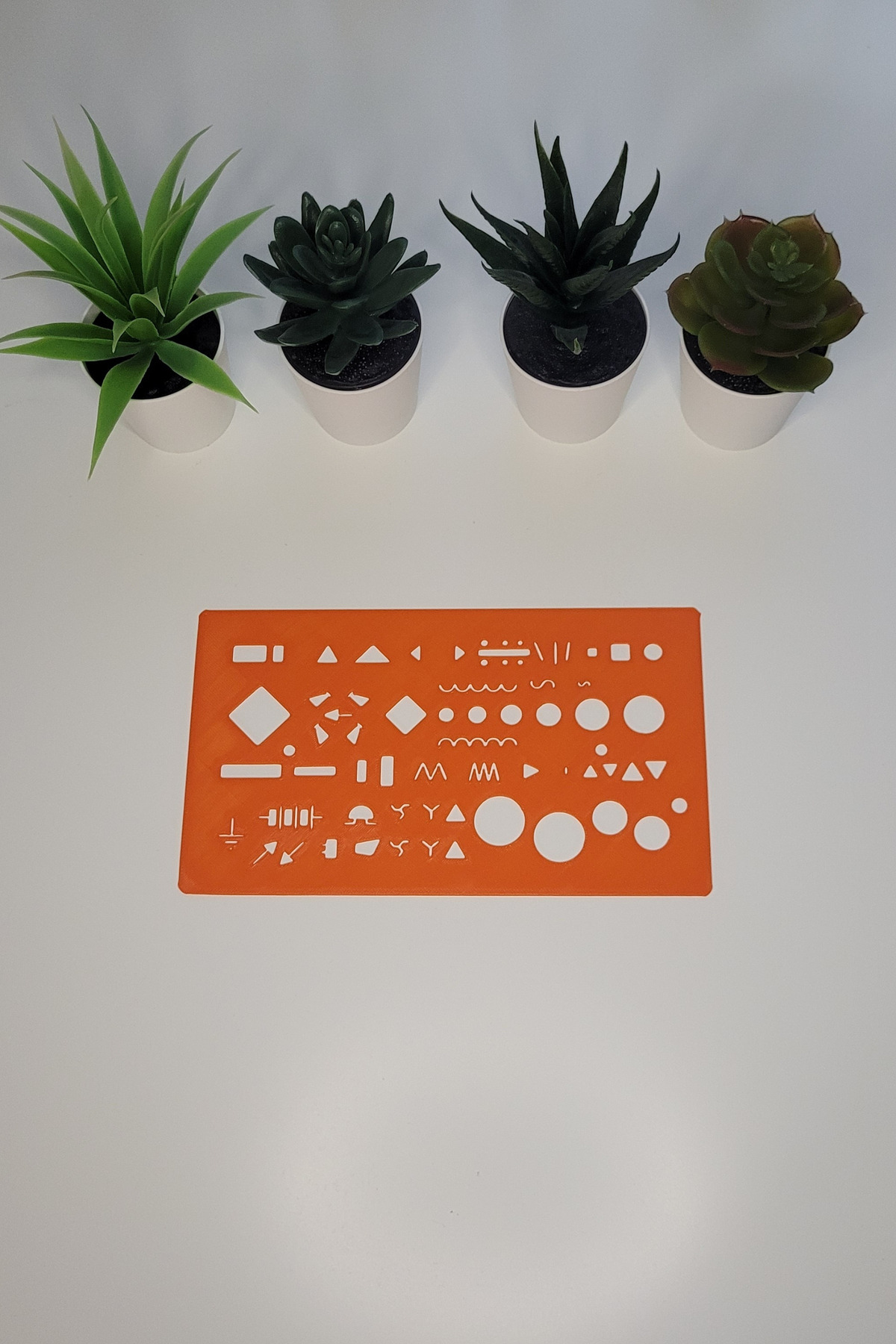 Karmelom Studio-Electronic Circuit Element Technical Drawing Template Ruler - Component and Connection Assistant 4