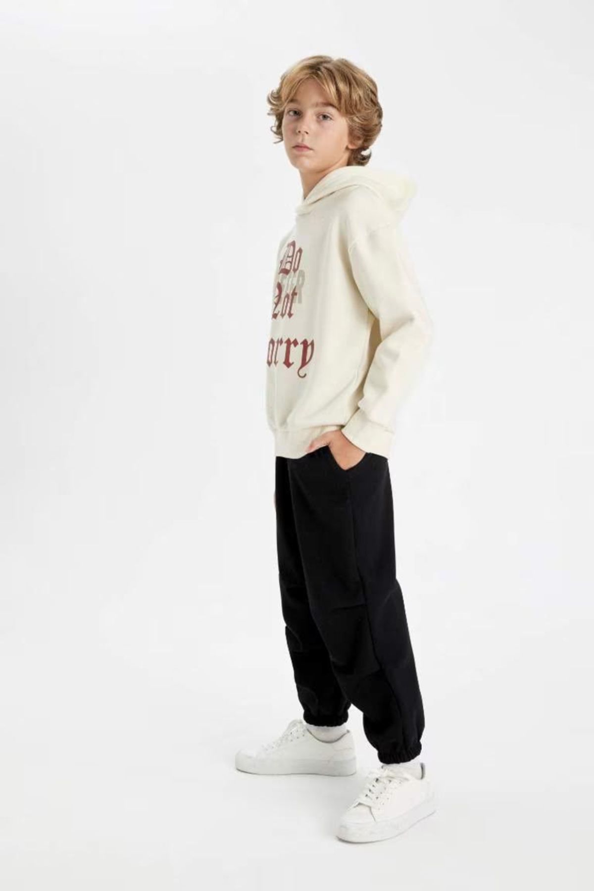 DeFacto-Boy's Black Jogger Sweatpants - Elastic Waist and Pocket 25K 801004348 4