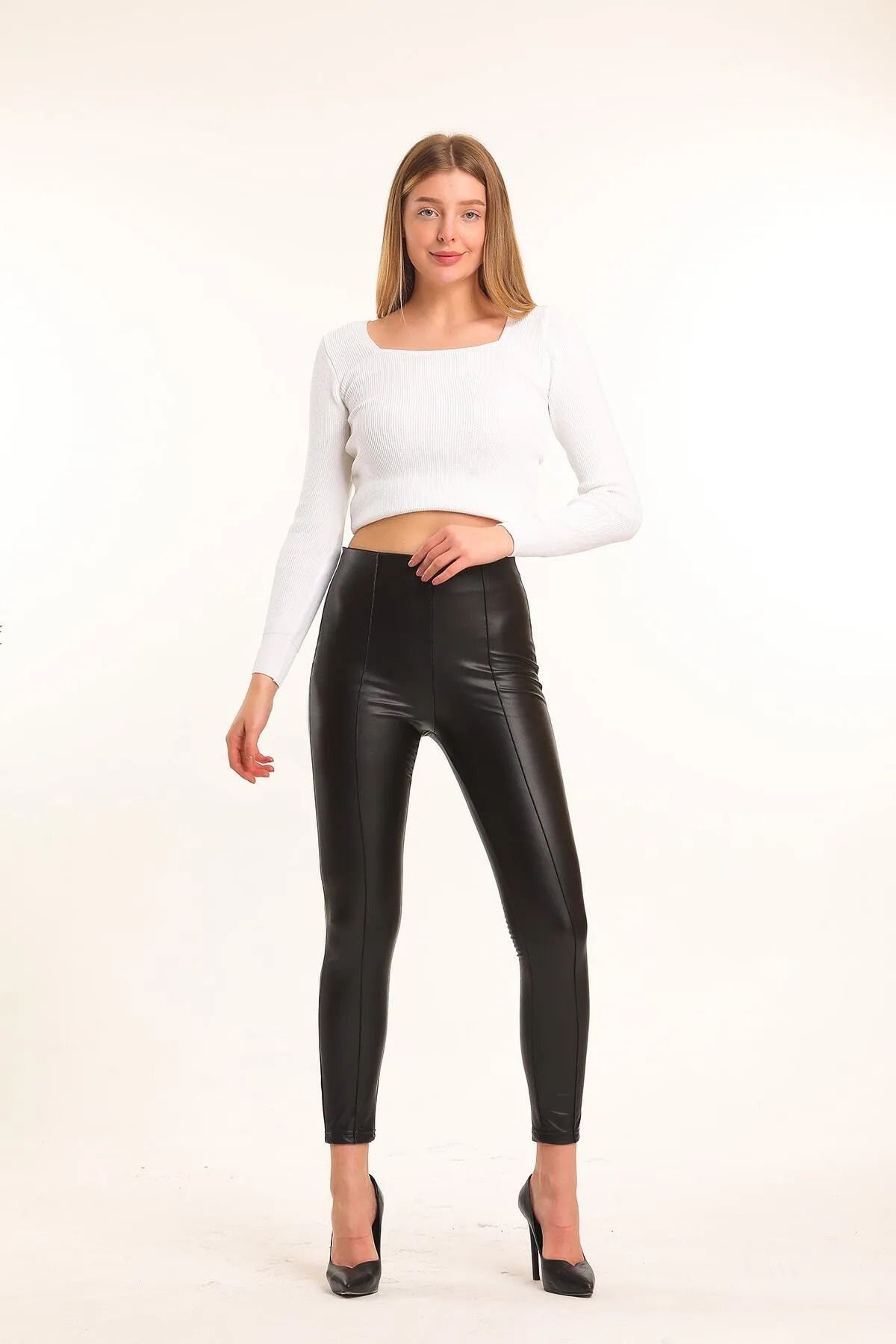 complete the look image