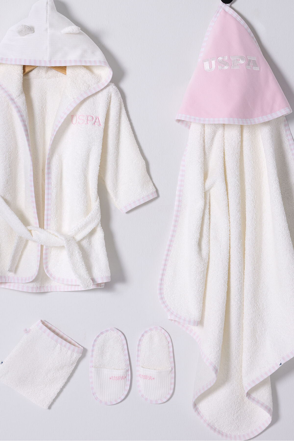 U.S. Polo Assn. U.S. Polo Assn. Kız Bebek Krem Bornoz Seti fotoğrafı 3 (önizleme)