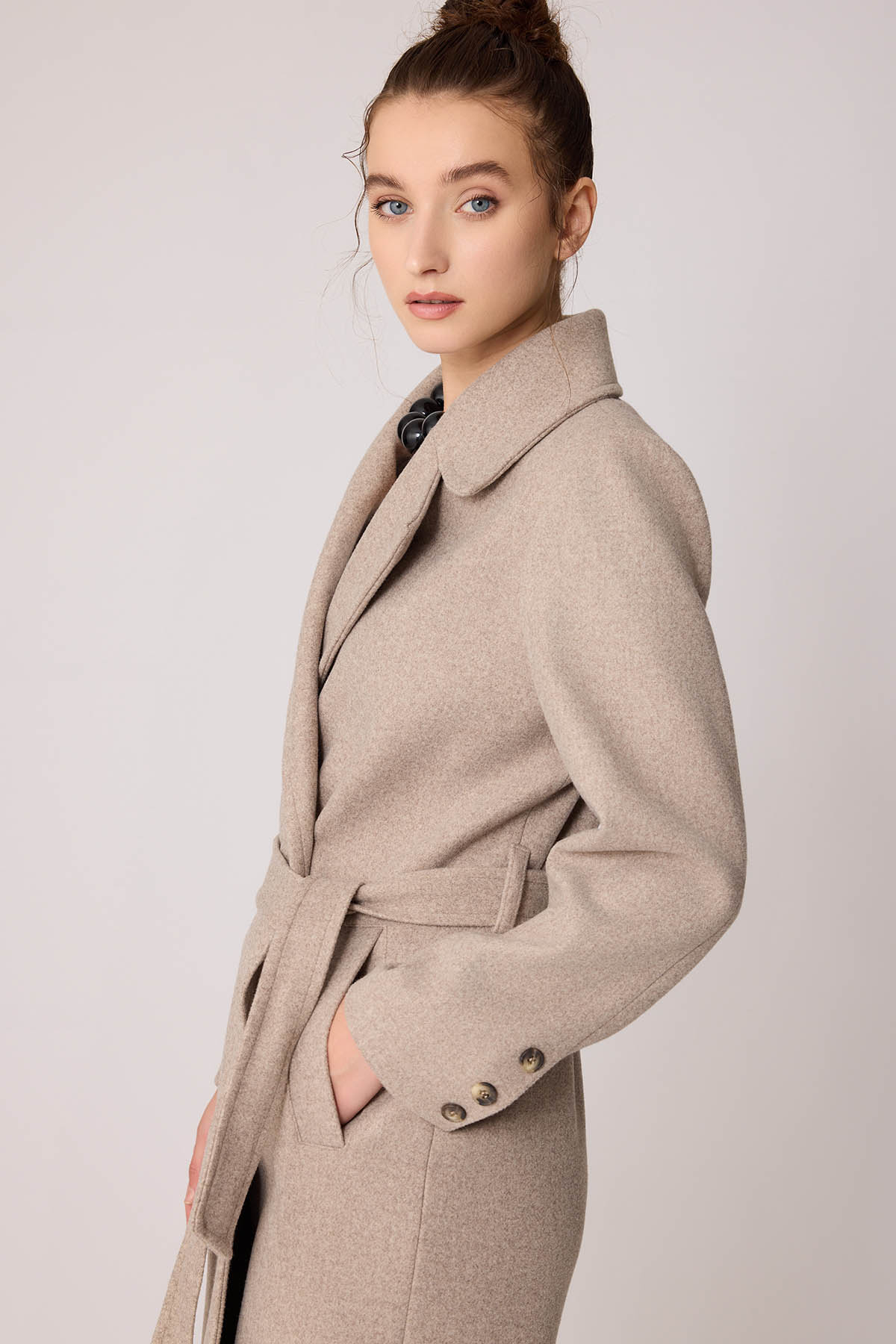 Vitrin  Önden Düğmeli Beli Kuşaklı Uzun Kaşe Kaban - Görsel 4