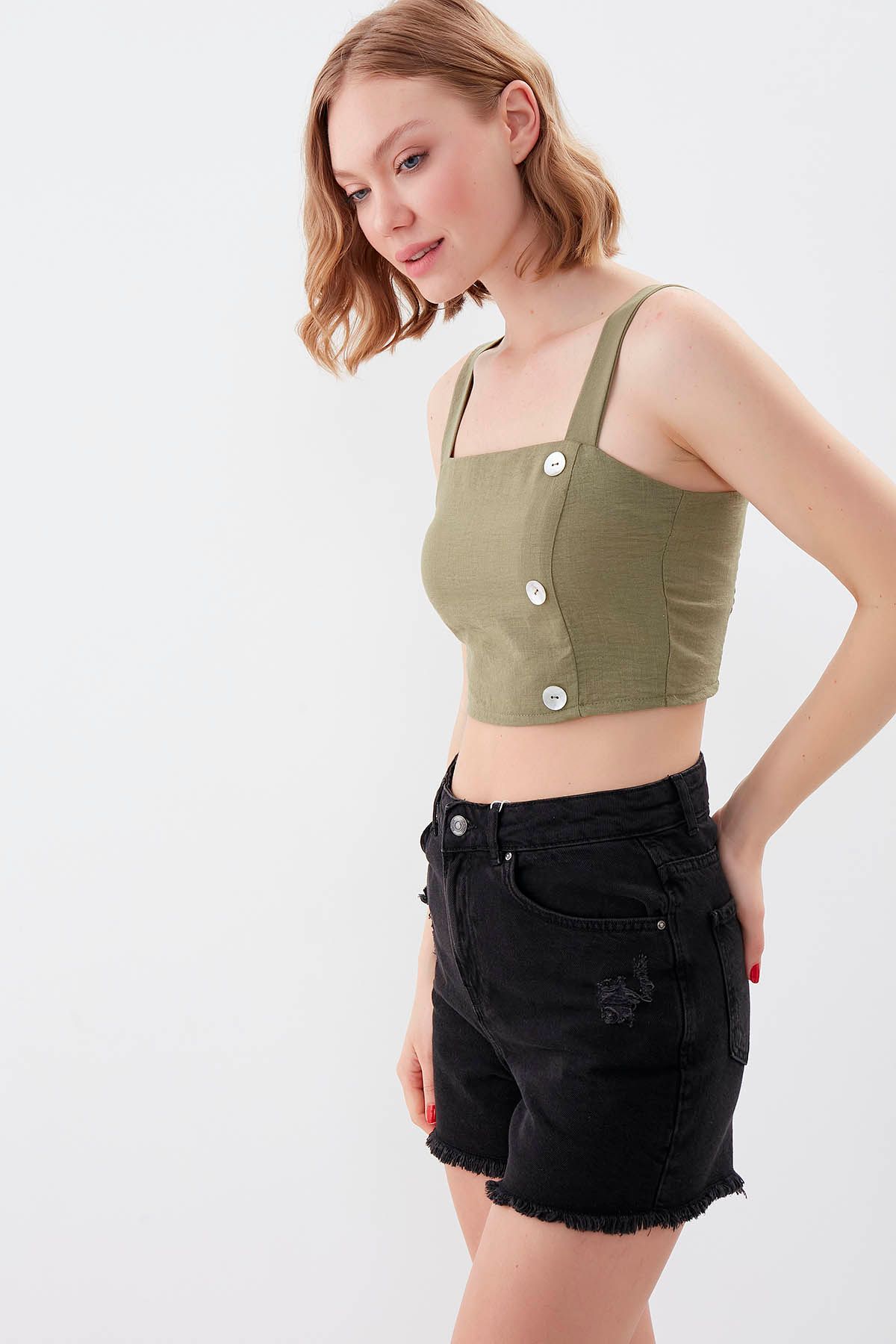 complete the look image