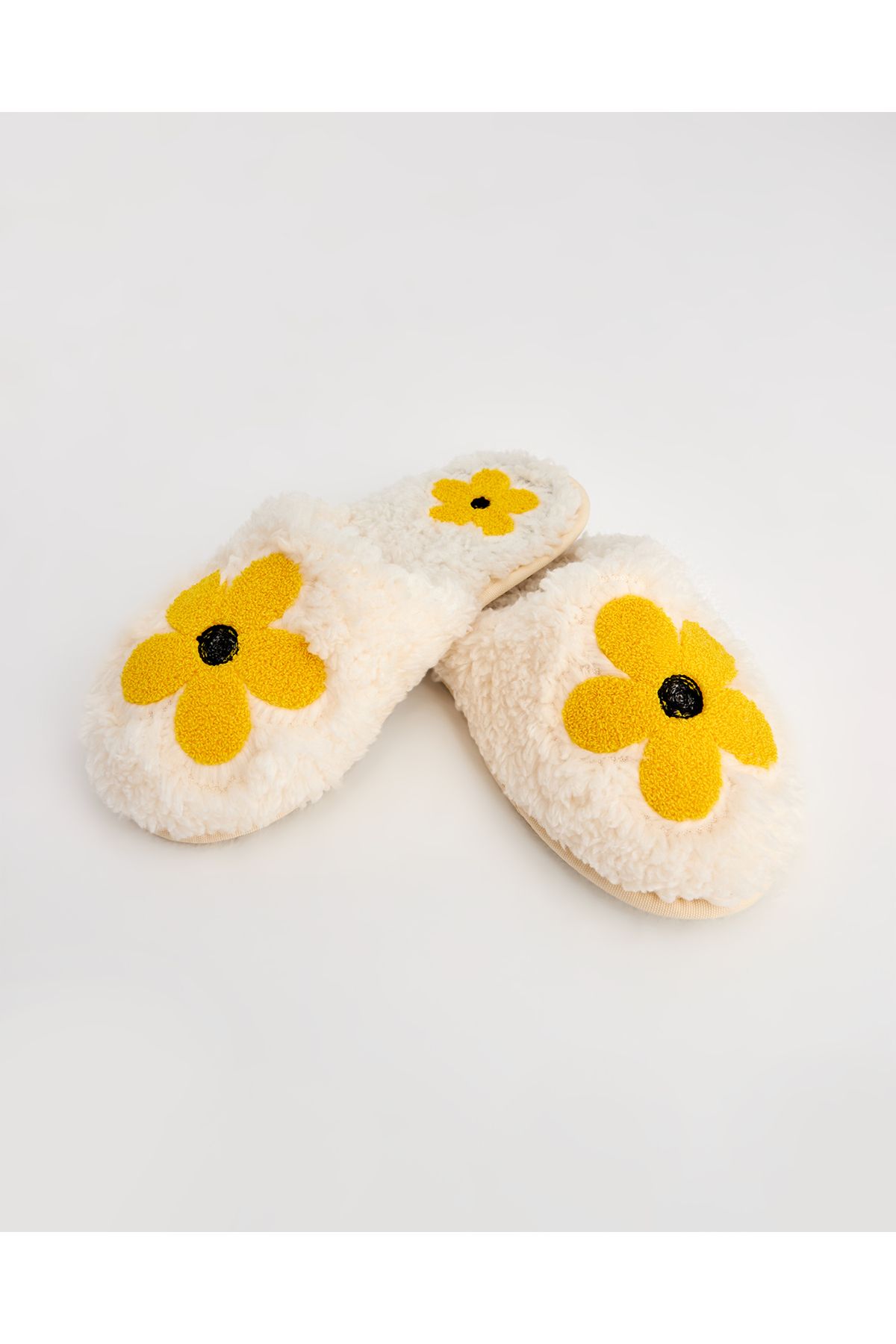 Chirpy-Dodo - Daisy Patterned Women's House Slippers 2