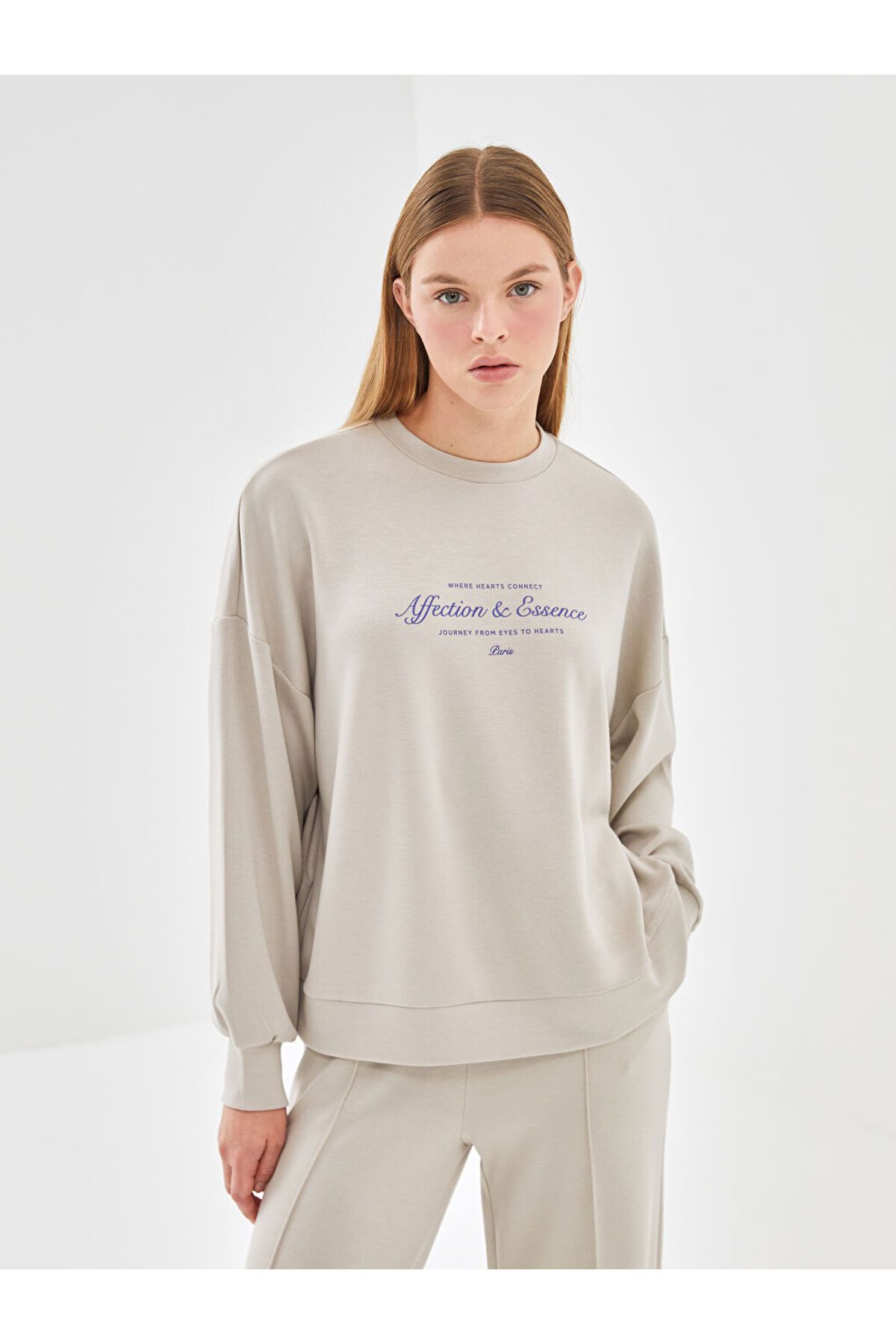 LC Waikiki Bisiklet Yaka Baskılı Oversize Kadın Sweatshirt