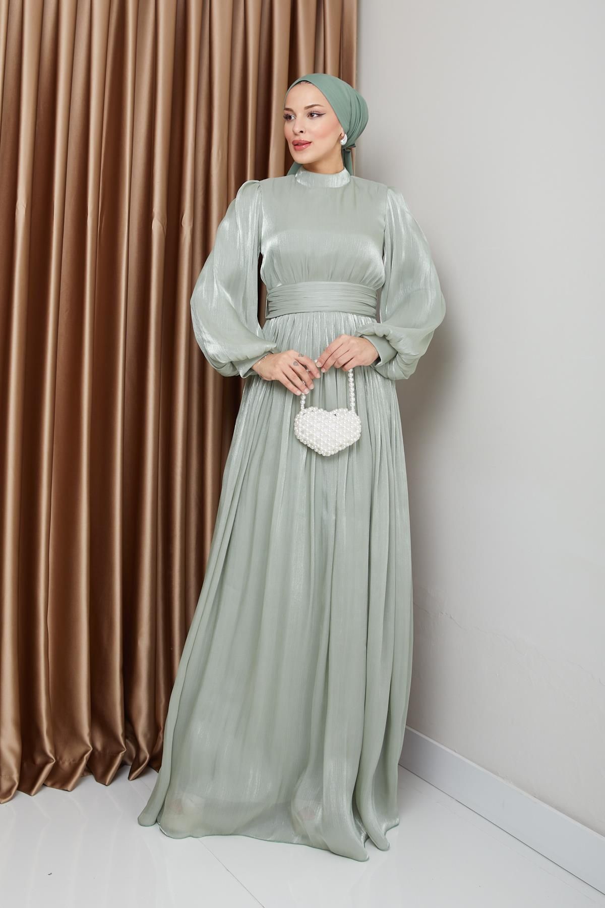 Olcay-Hellgrünes Hijab-Abendkleid aus Seide mit Schärpe und Kordelzug, Yoryo-Modell 1225 3