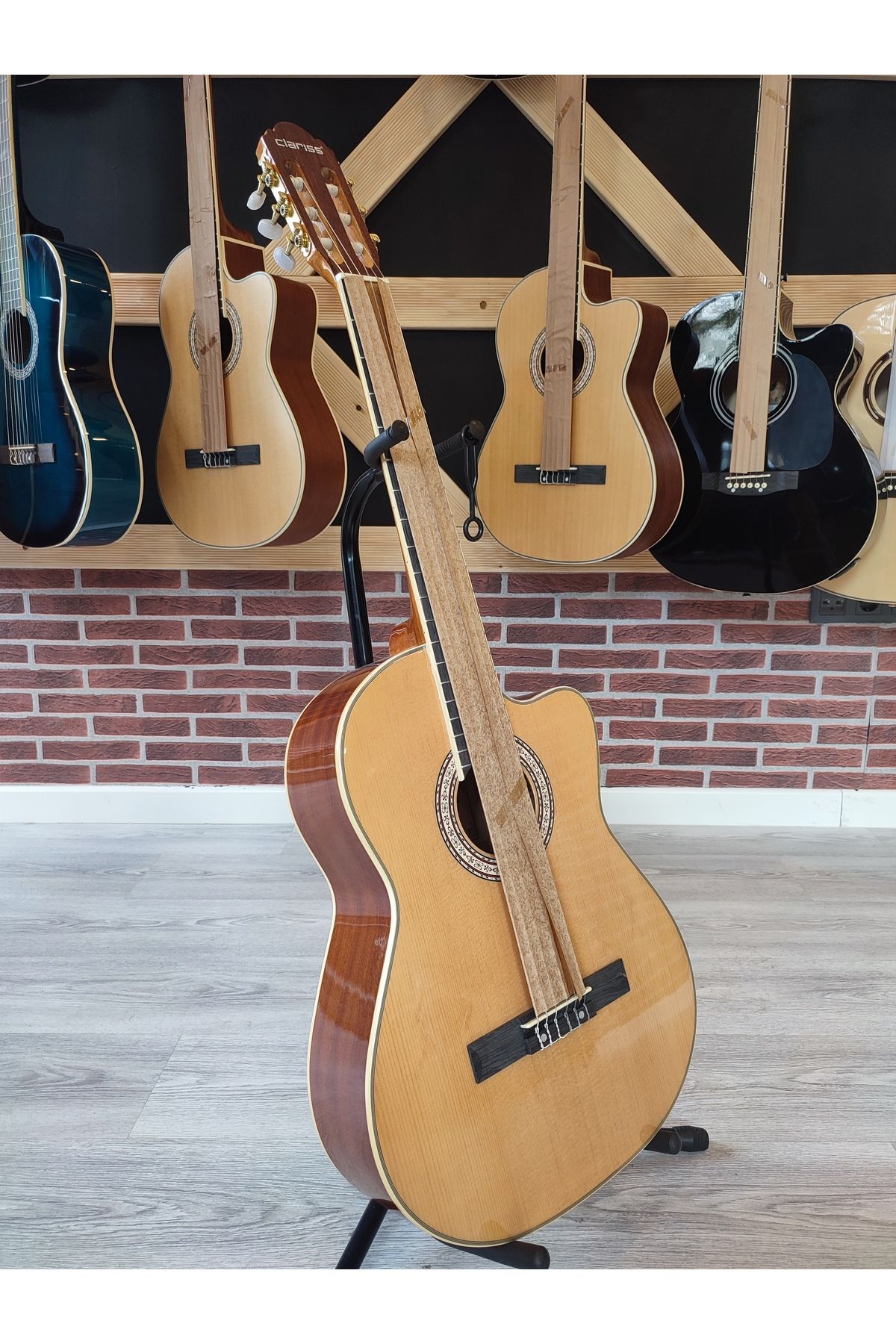 Clariss Hg500N Kesik Kasa Klasik Gitar (Parlak)