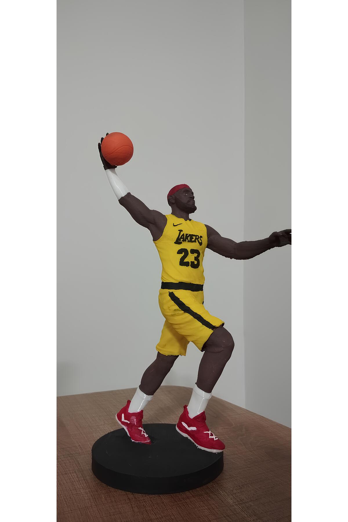 Lineex King LeBron James Basketbolcu Figür - Fiyatı, Yorumları