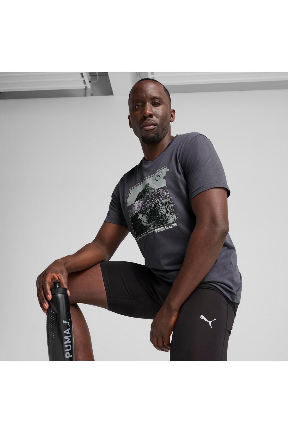 Puma-Koszulka sportowa Graphics Seasons Unisex Tee 1