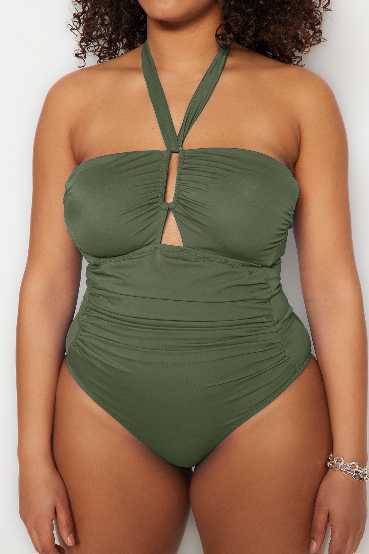 Trendyol Curve-Grüner Neckholder-Badeanzug in Übergröße mit Accessoire-Detail TBBSS23AM00013 3