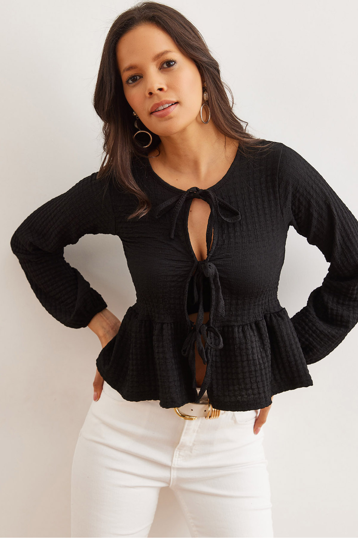 Women's Black Bowknot Knitted BlouseBLZ-19002817