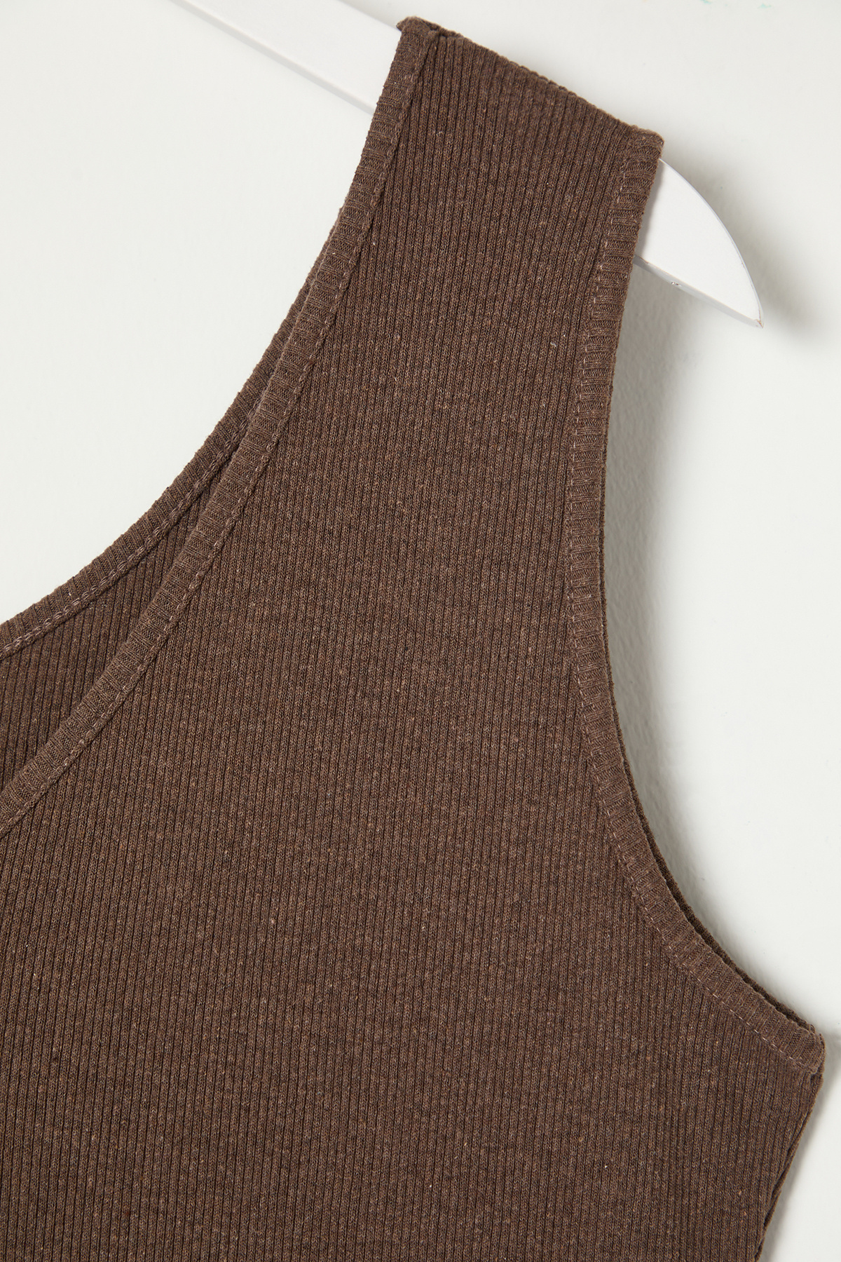 Trendyol Curve-Hnedé rebrované midi pletené šaty A-line TBBSS24AH00130 7