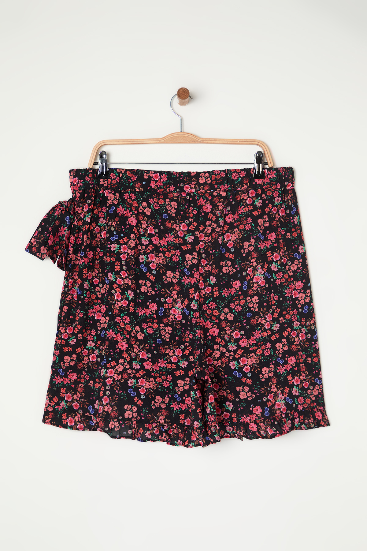 Trendyolmilla  Çok Renkli Çiçekli Dokuma Bağlamalı Büyük Beden Şort Etek TBBSS22SR0164 - Görsel 9