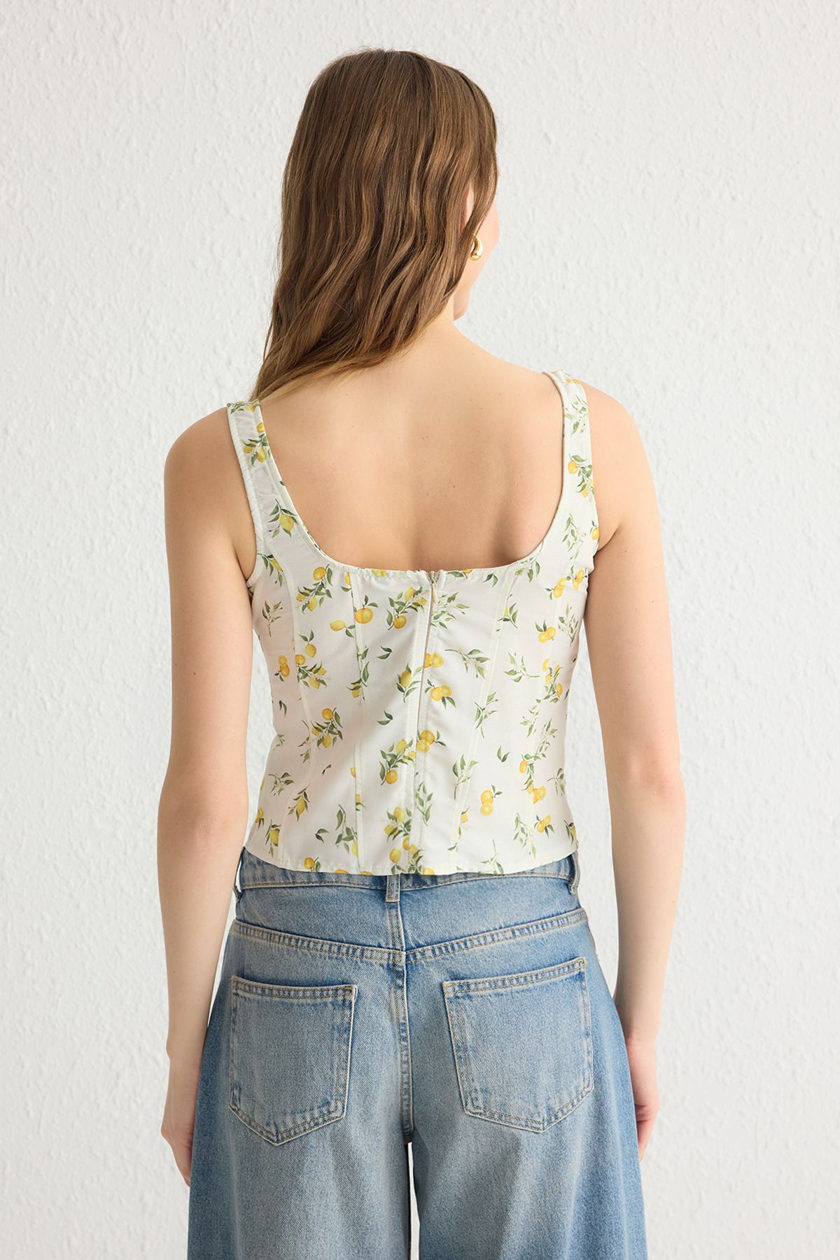 Trendyol Collection-Lemon Print Ecru Crop Blouse with Straps and Gathered Front Twoss25Bz00052 7