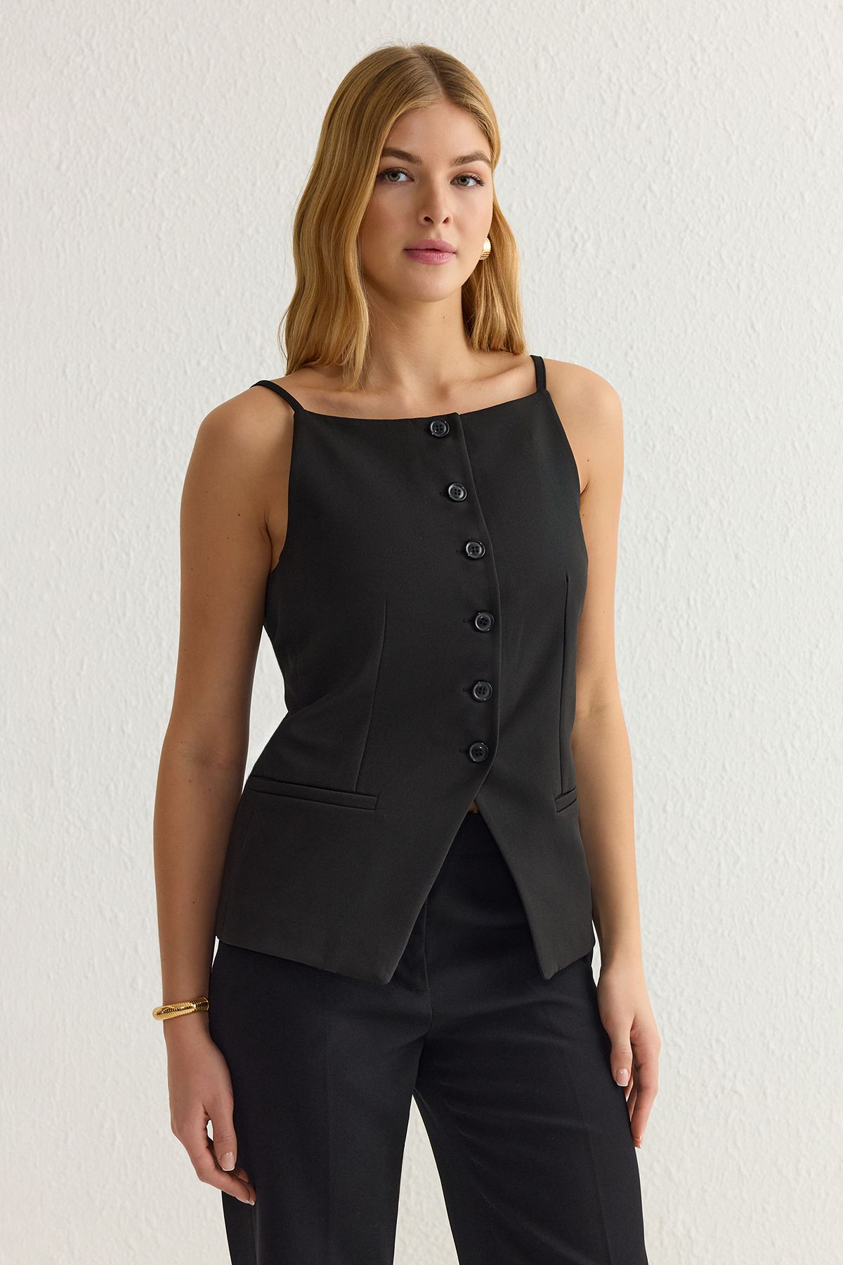Trendyol Collection Czarna Regularna Tkana Kamizelka Twoss25ye00010 Kobieta - 34