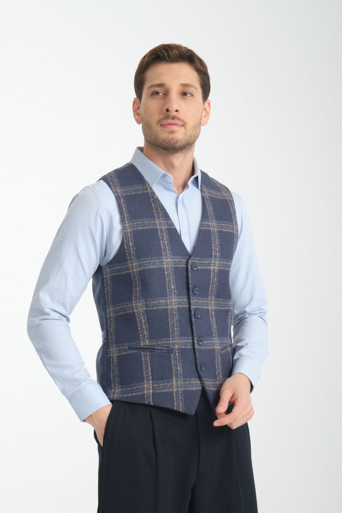 Frappoli-Plaid Patterned V-Neck Vest Slim Fit 4