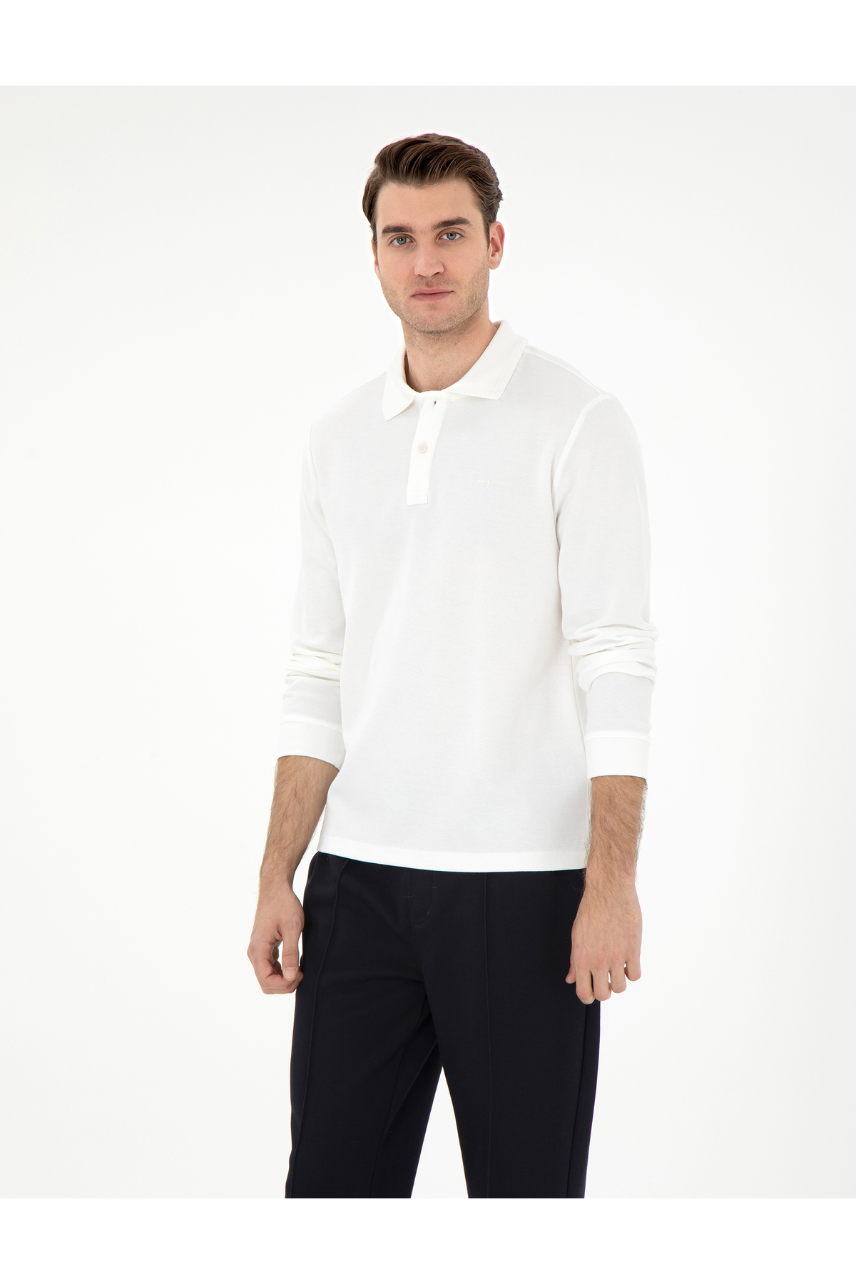 سویشرت یقه گرد اسلیم فیت سفید مایل به کرم کد ۵۰۳۰۷۴۰۸-VR019 پیر کاردین سویشرت Pierre Cardin