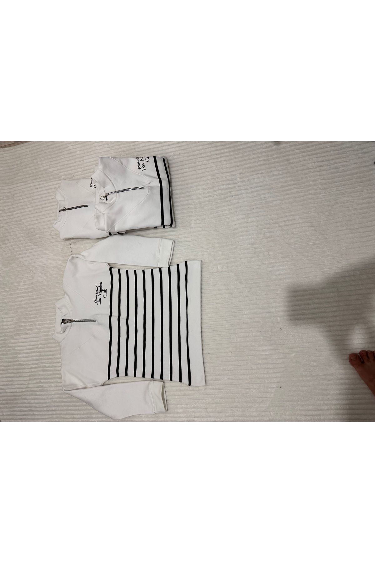 Butik-White Los Angeles Printed Sweatshirt with Half Zip 2